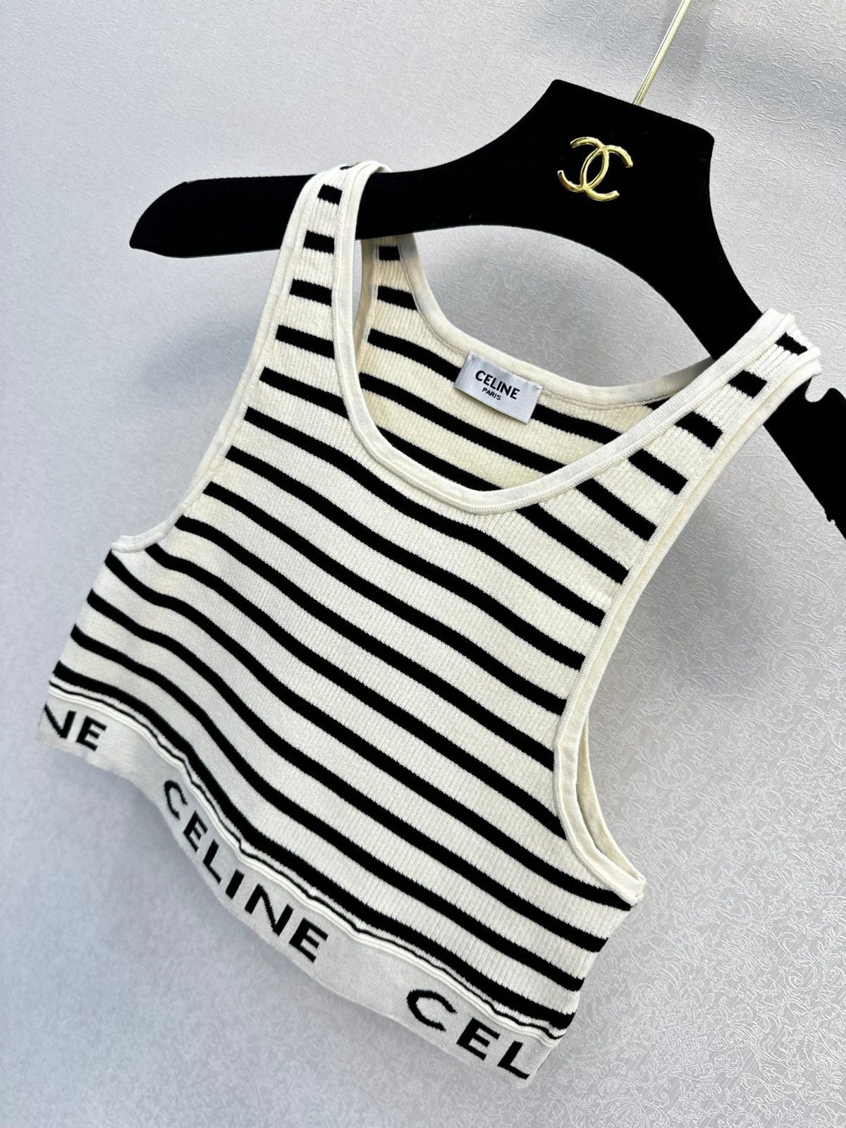 Sports vest