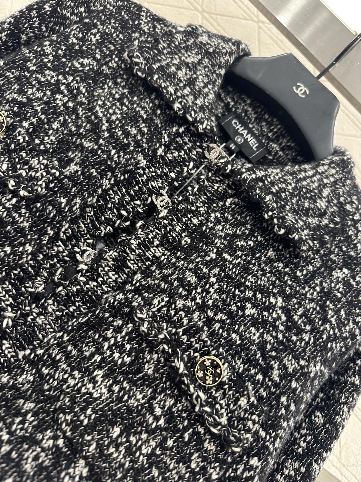 Embroidered Lace Knit Cardigan