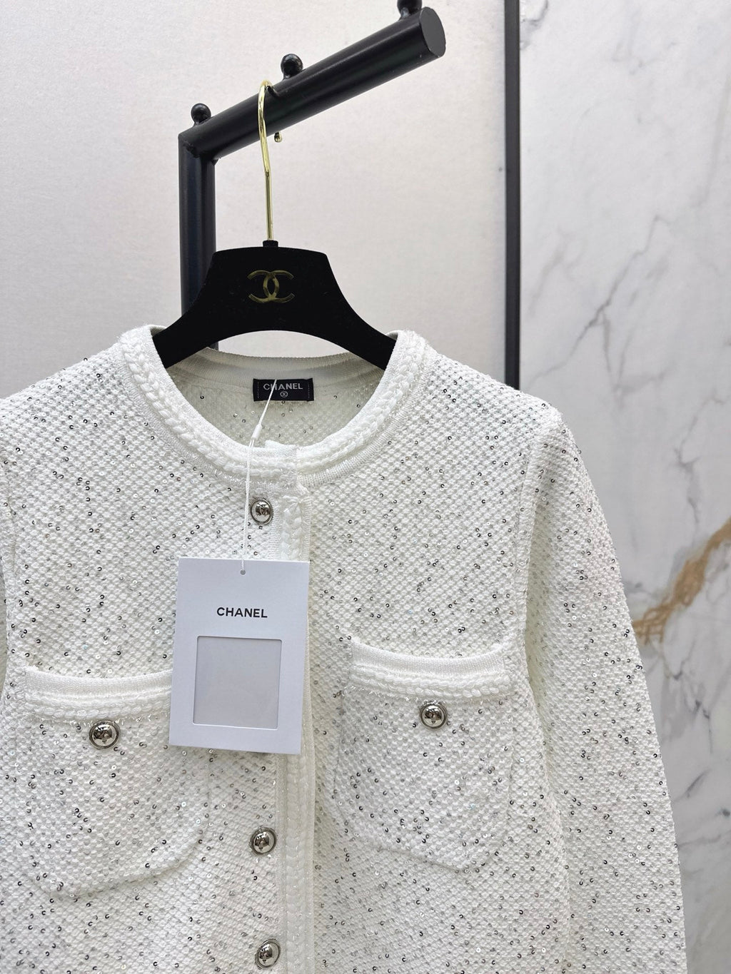 Exquisite sequined short cardigan