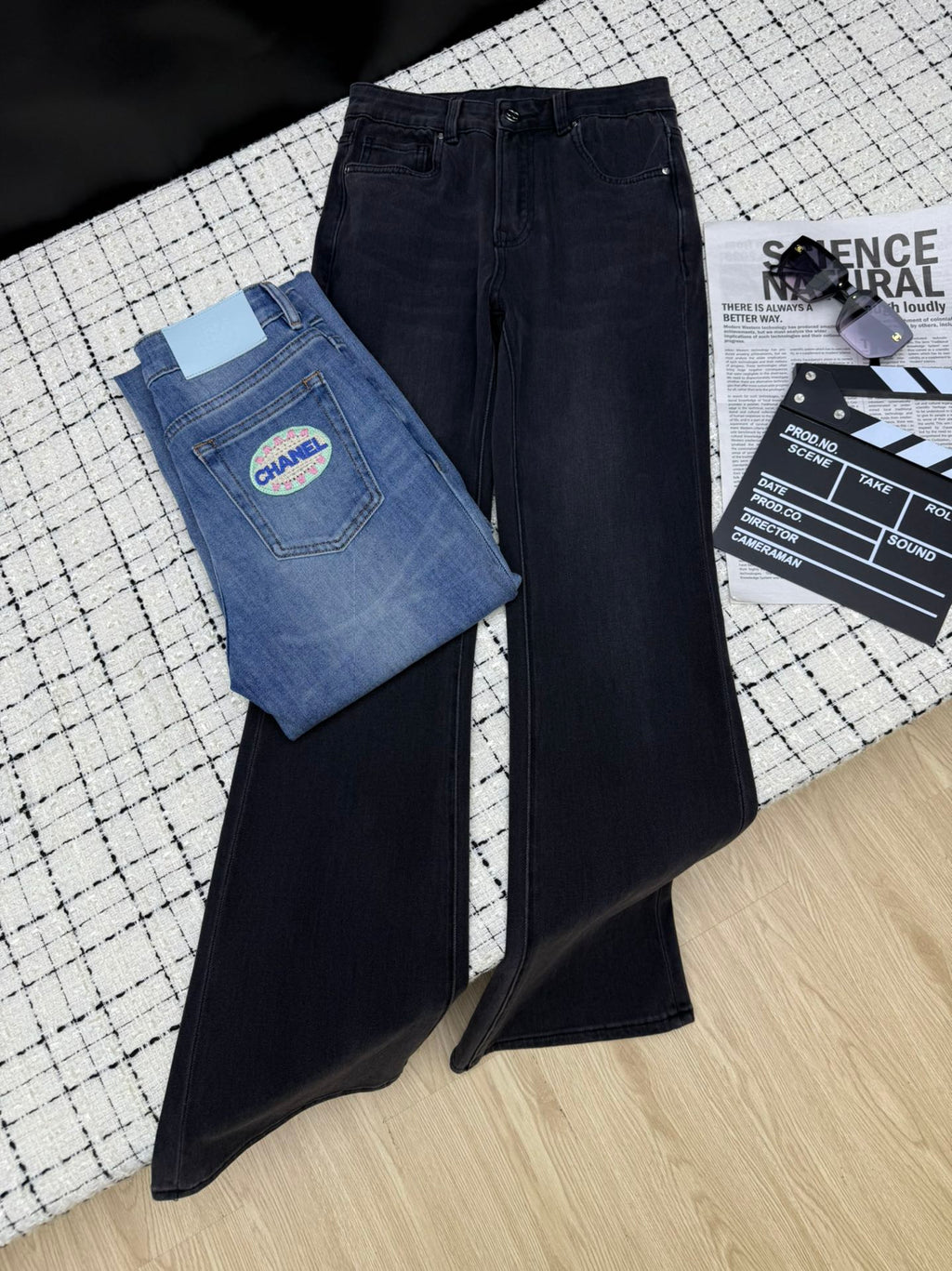 Embroidered Back Pocket Flared Jeans