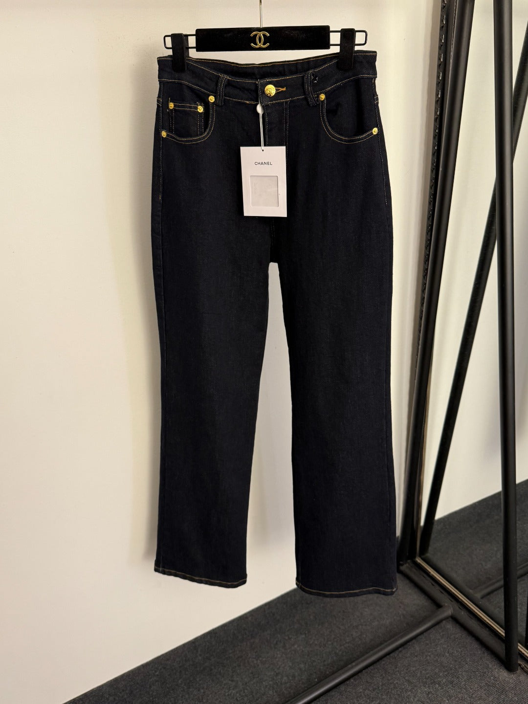 High-waisted straight-leg jeans