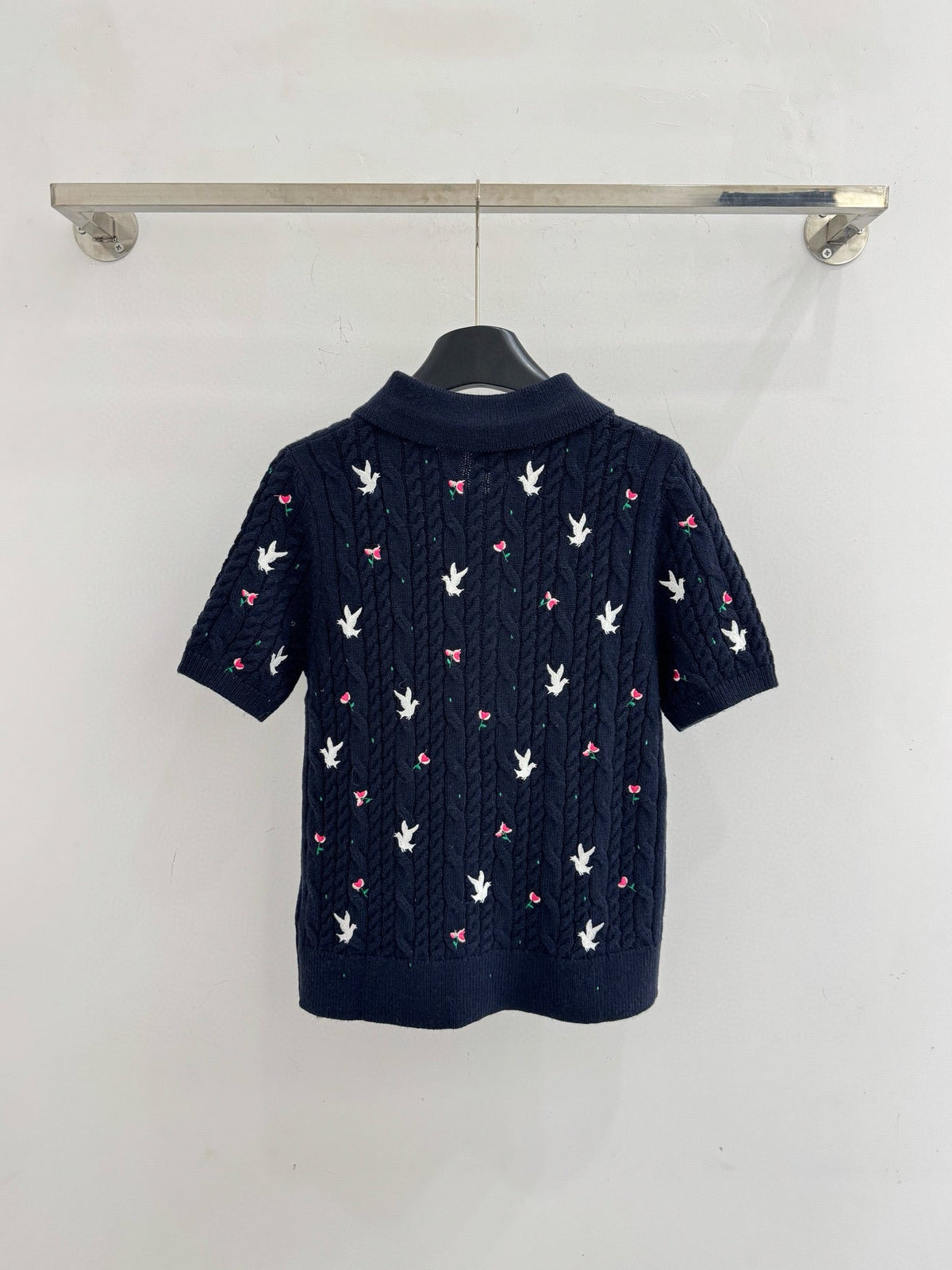 Short-sleeved cardigan