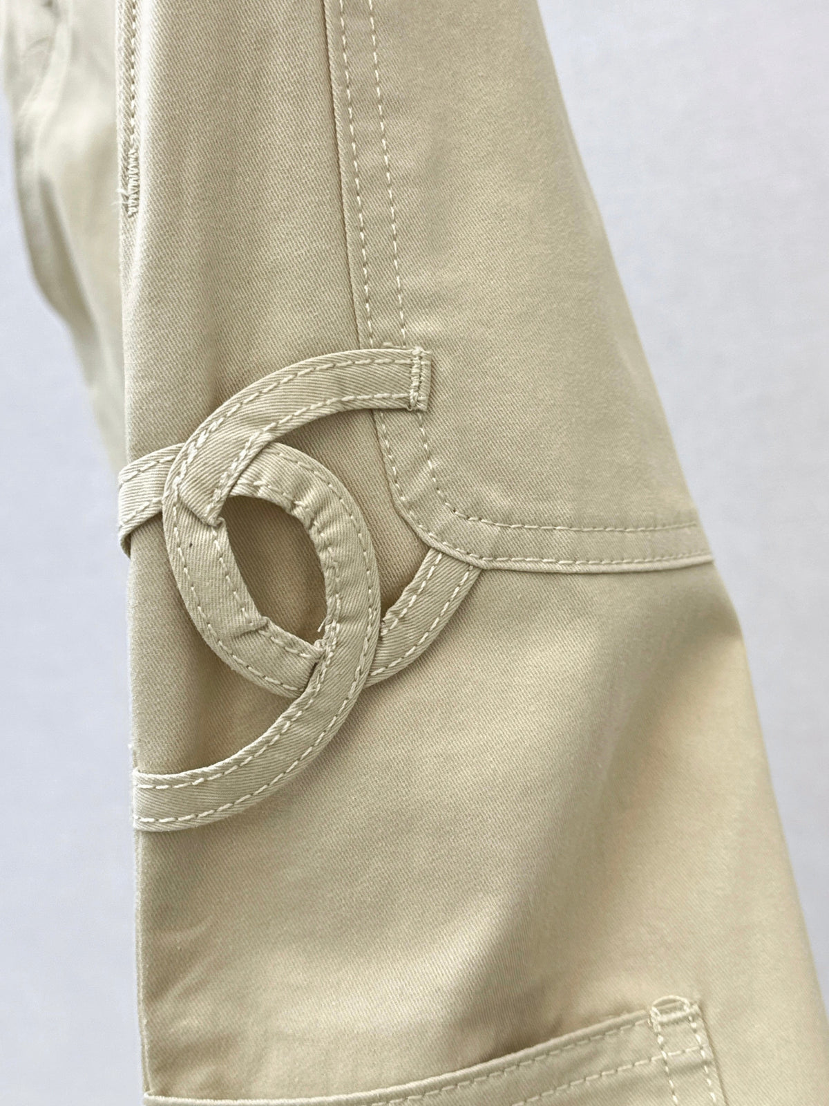 Side-pocket jeans
