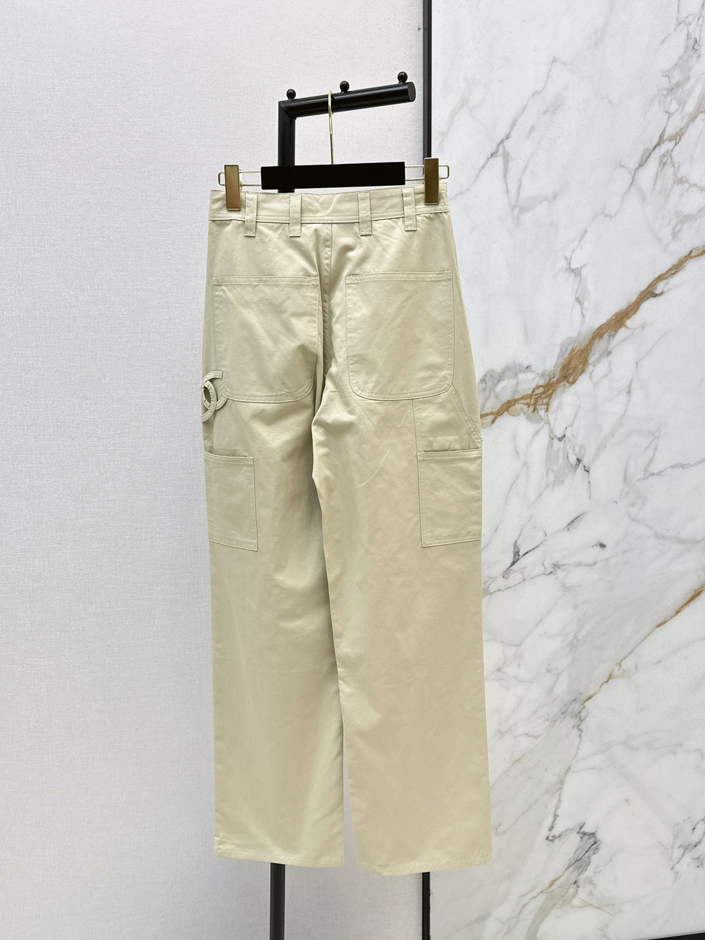 Side-pocket jeans
