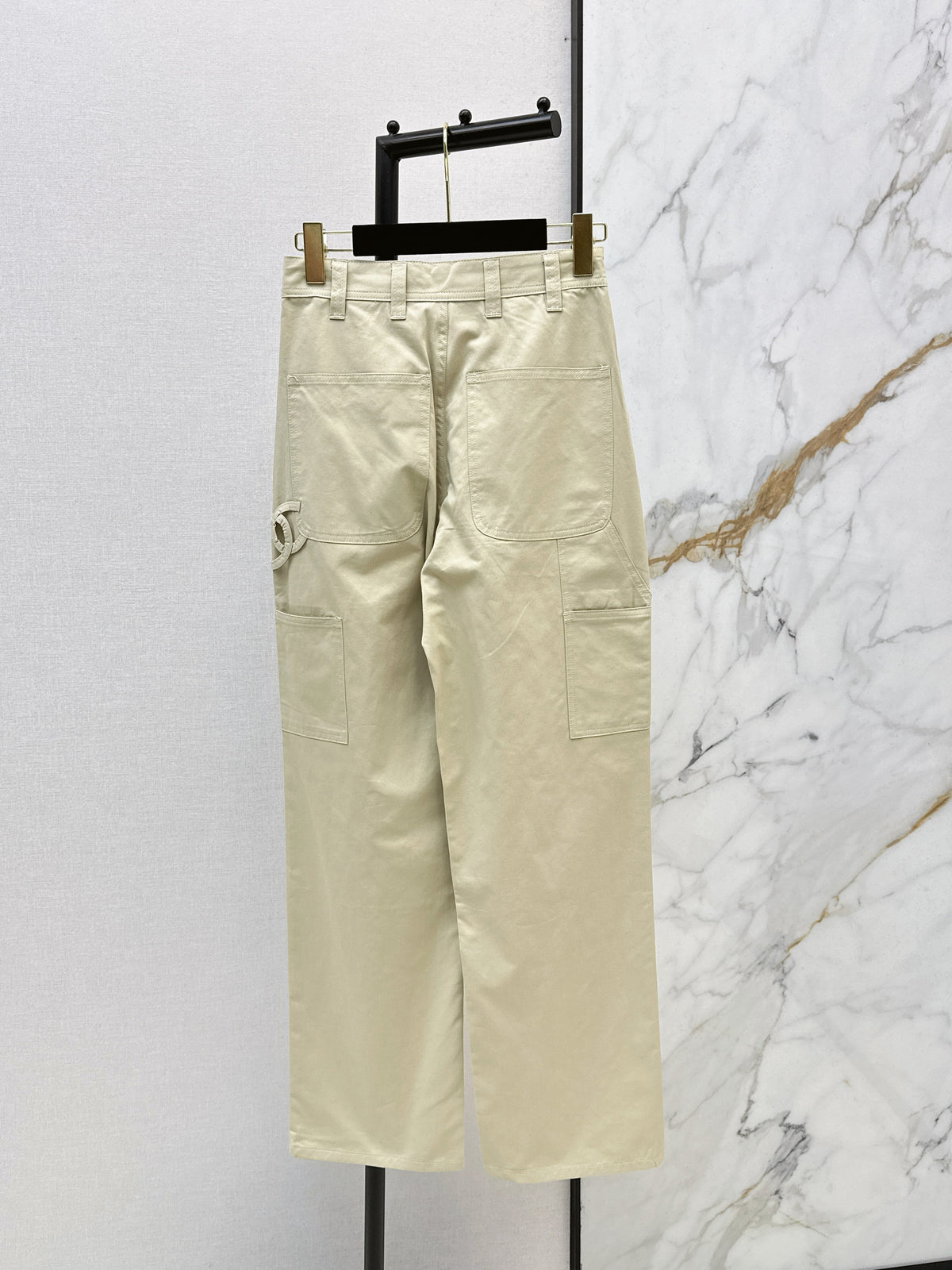 Side-pocket jeans