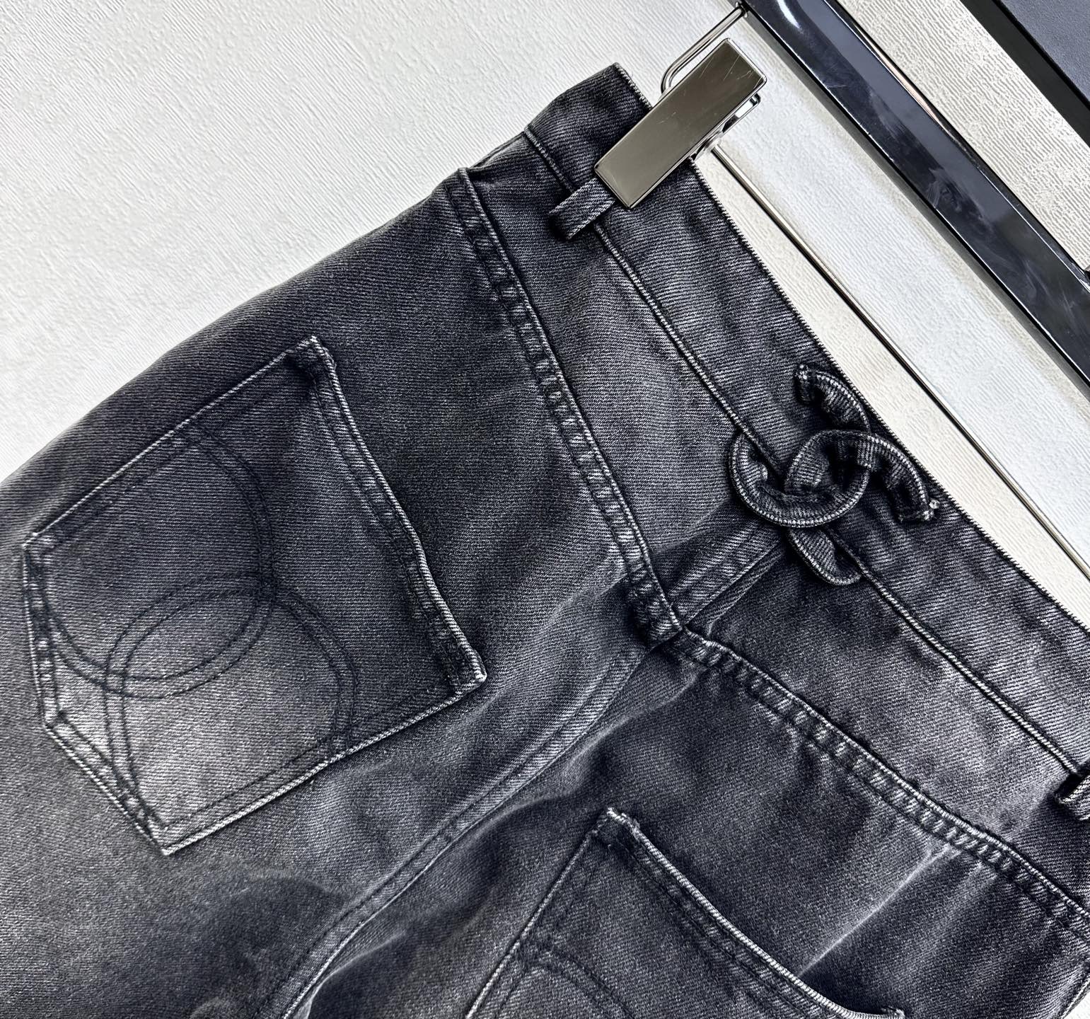 Embroidered Straight-Leg Denim Pants