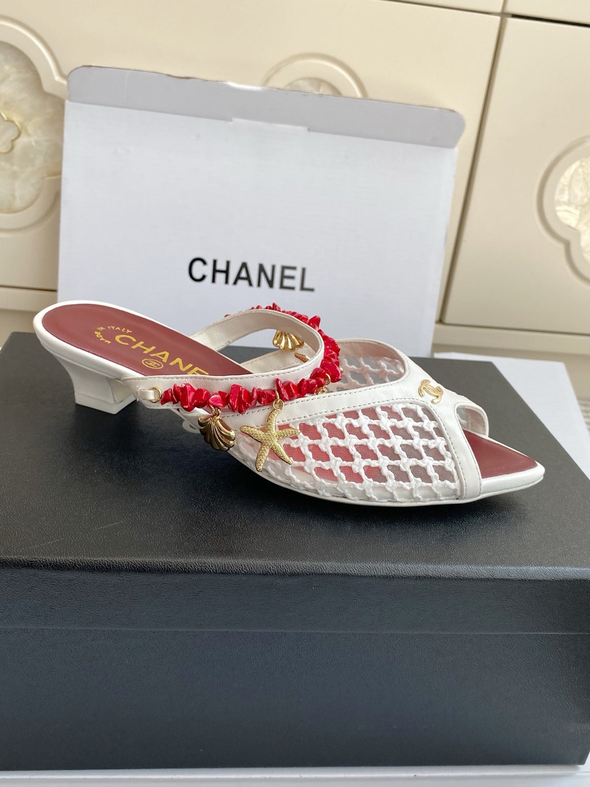 Pointed-toe peep-toe chunky-heeled sandals3.5cm