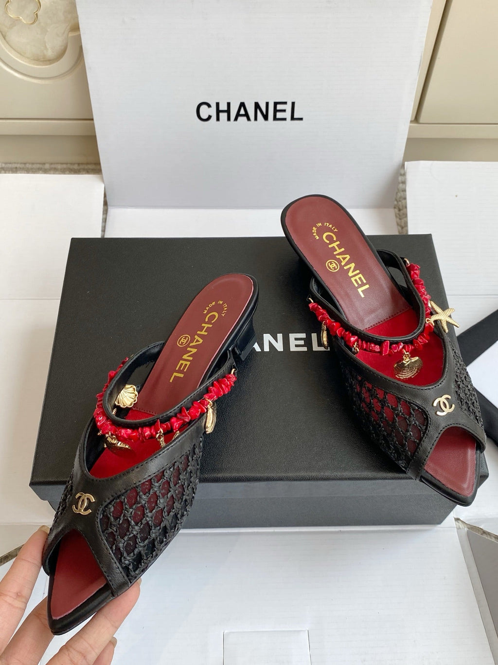 Pointed-toe peep-toe chunky-heeled sandals3.5cm
