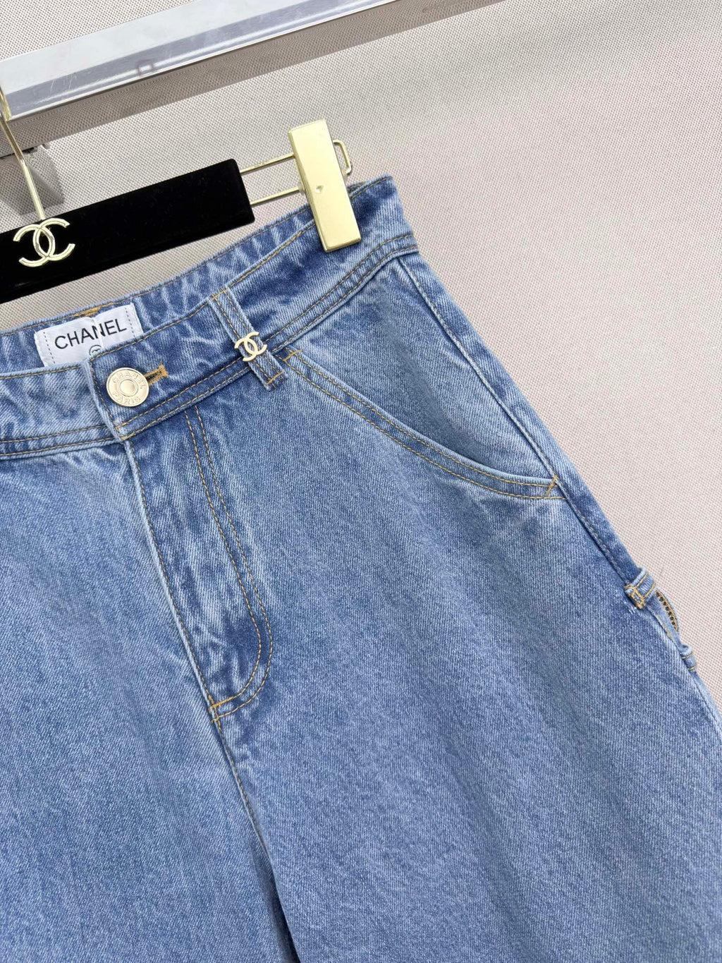 Straight-leg utility jeans