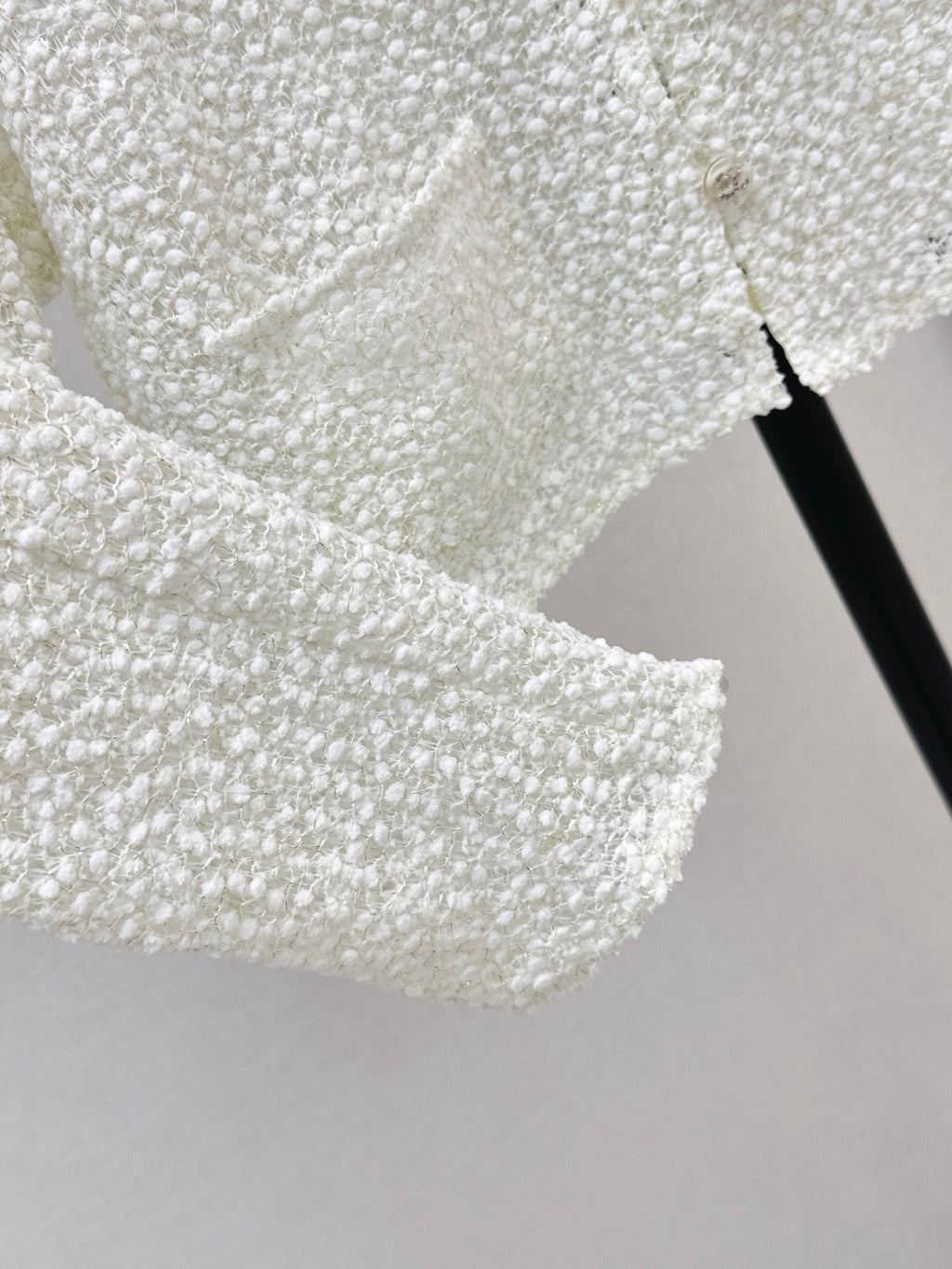 Chanel/White Sequined Cropped Jacket