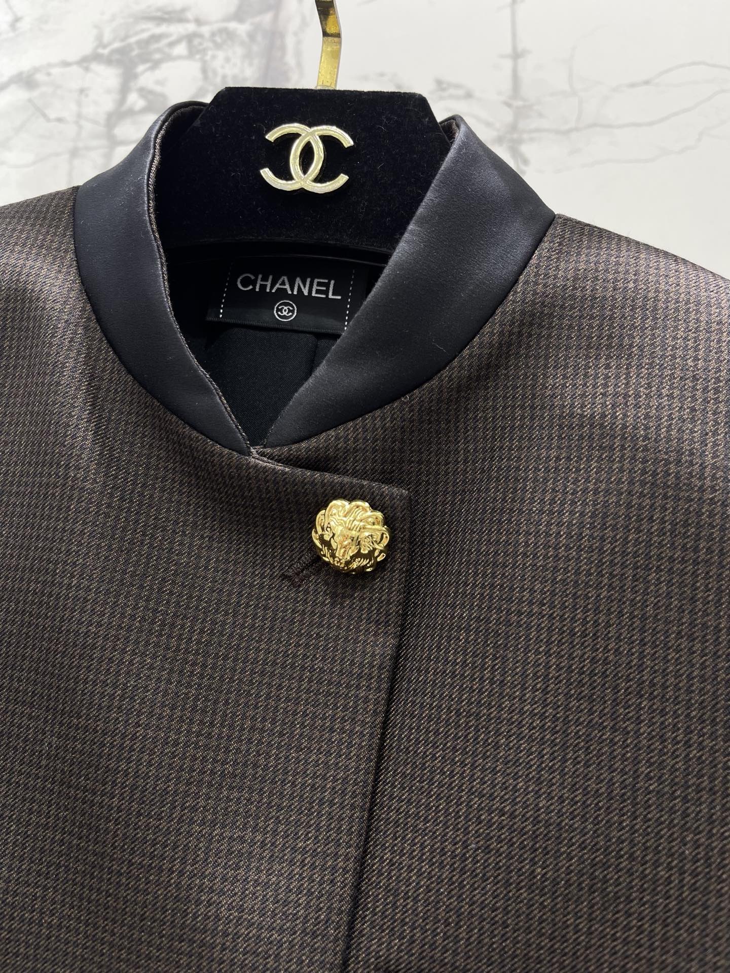 Chanel/Beige Half-Zip Knit Top
