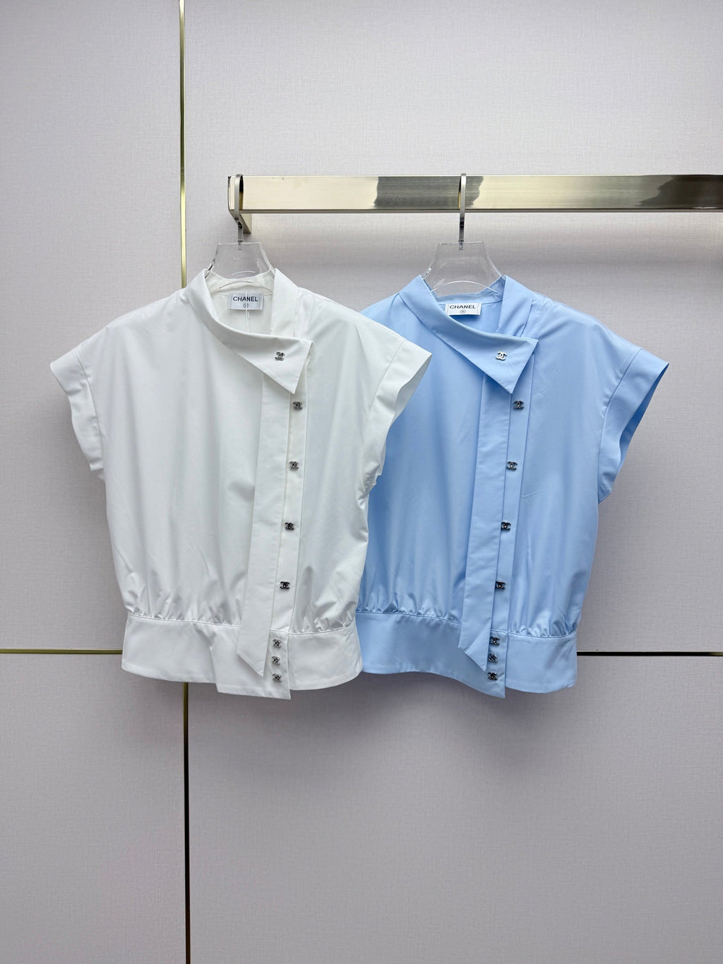 Chanel/Stand-collar top