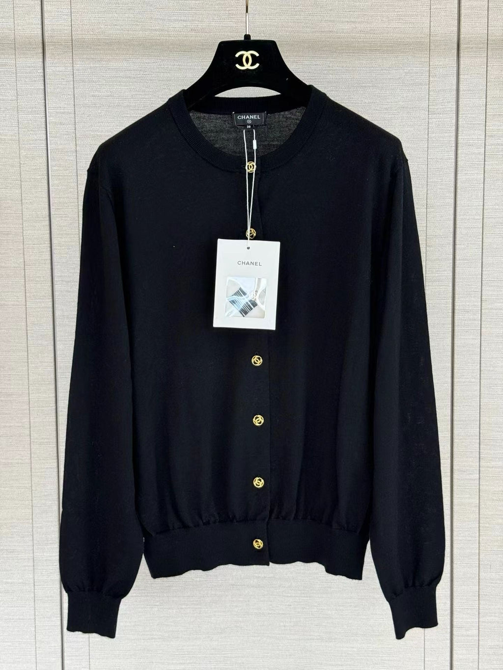 Cashmere knit cardigan