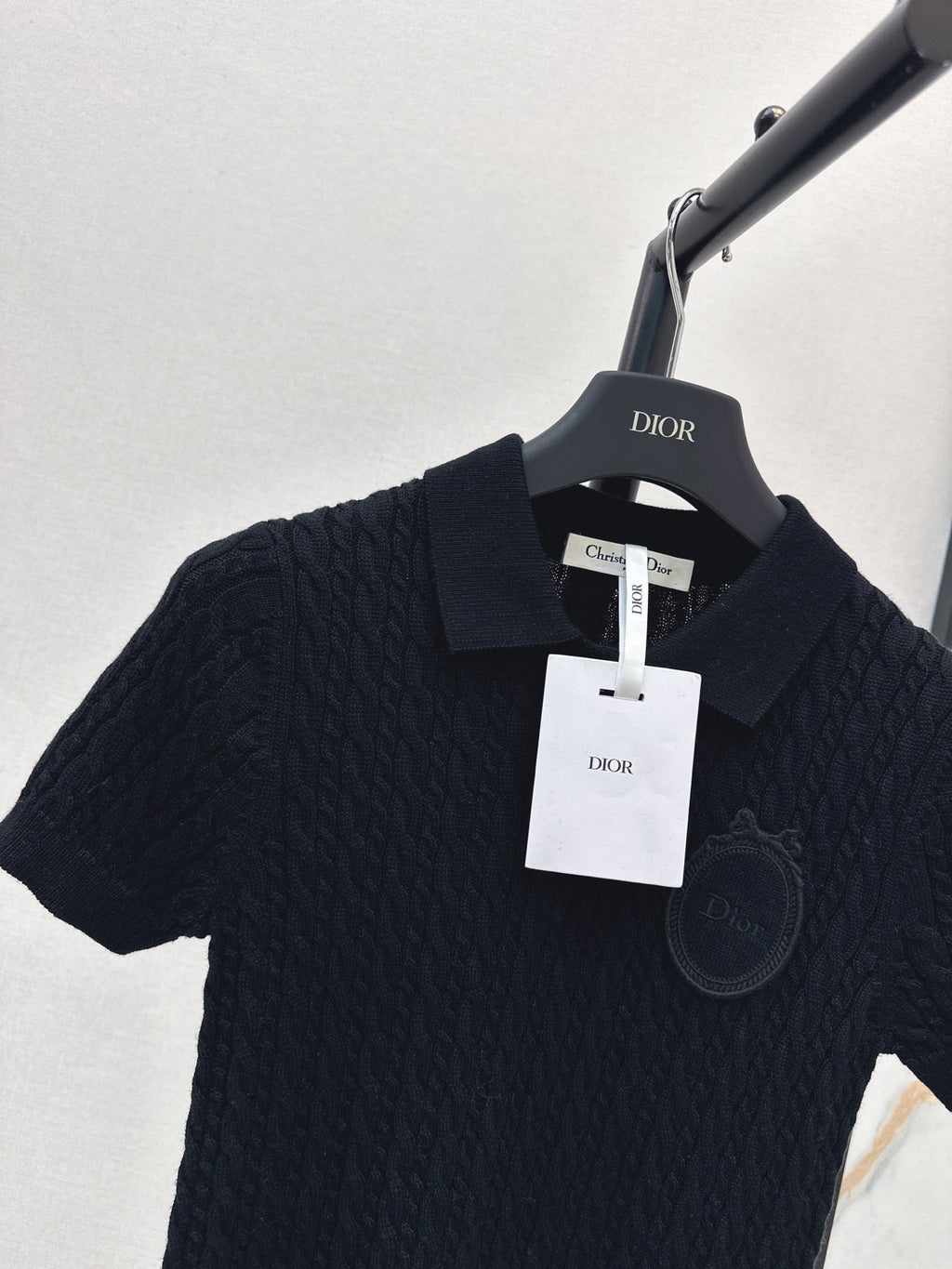 Short-sleeved knitted polo sweater