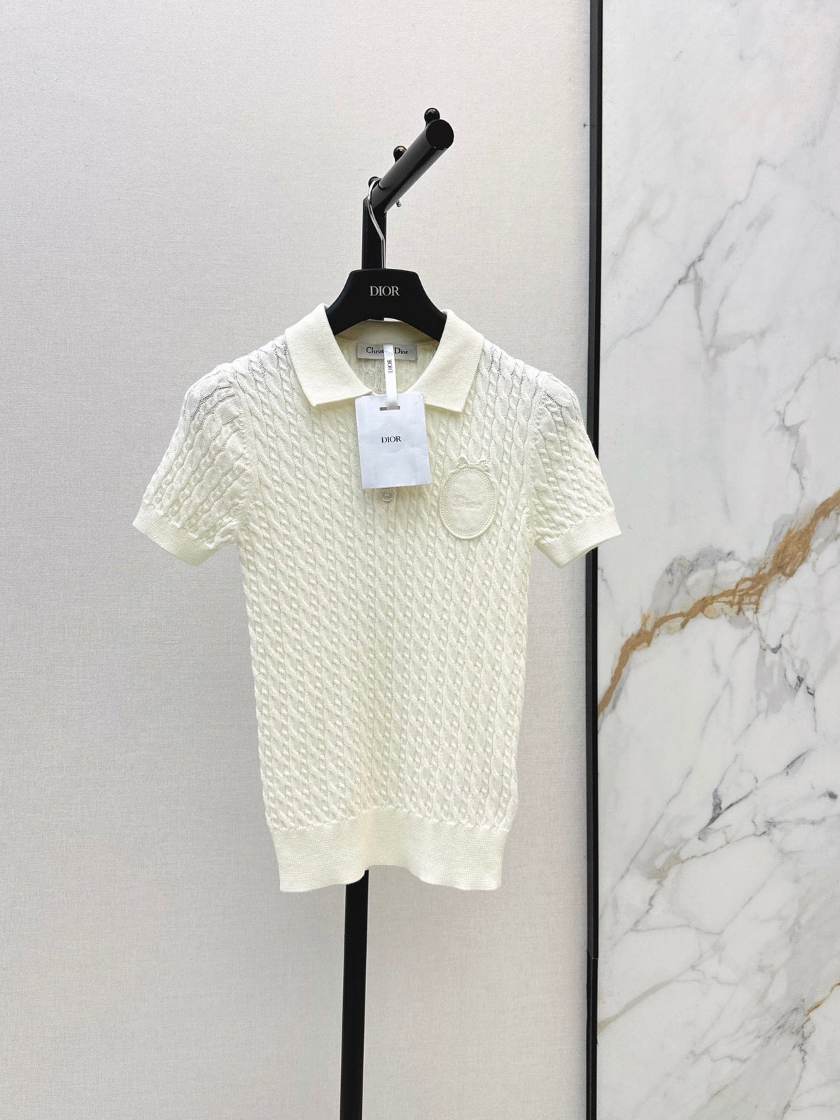 Short-sleeved knitted polo sweater