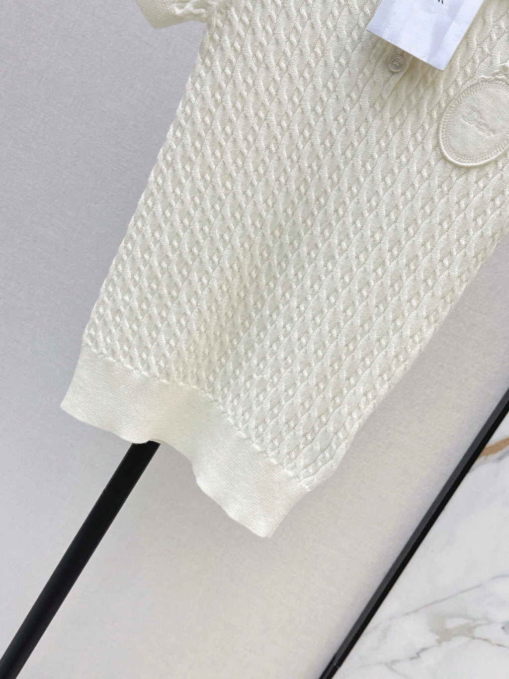 Short-sleeved knitted polo sweater