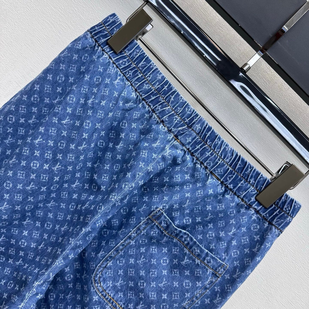 Louis Vuitton / 26 New Jeans