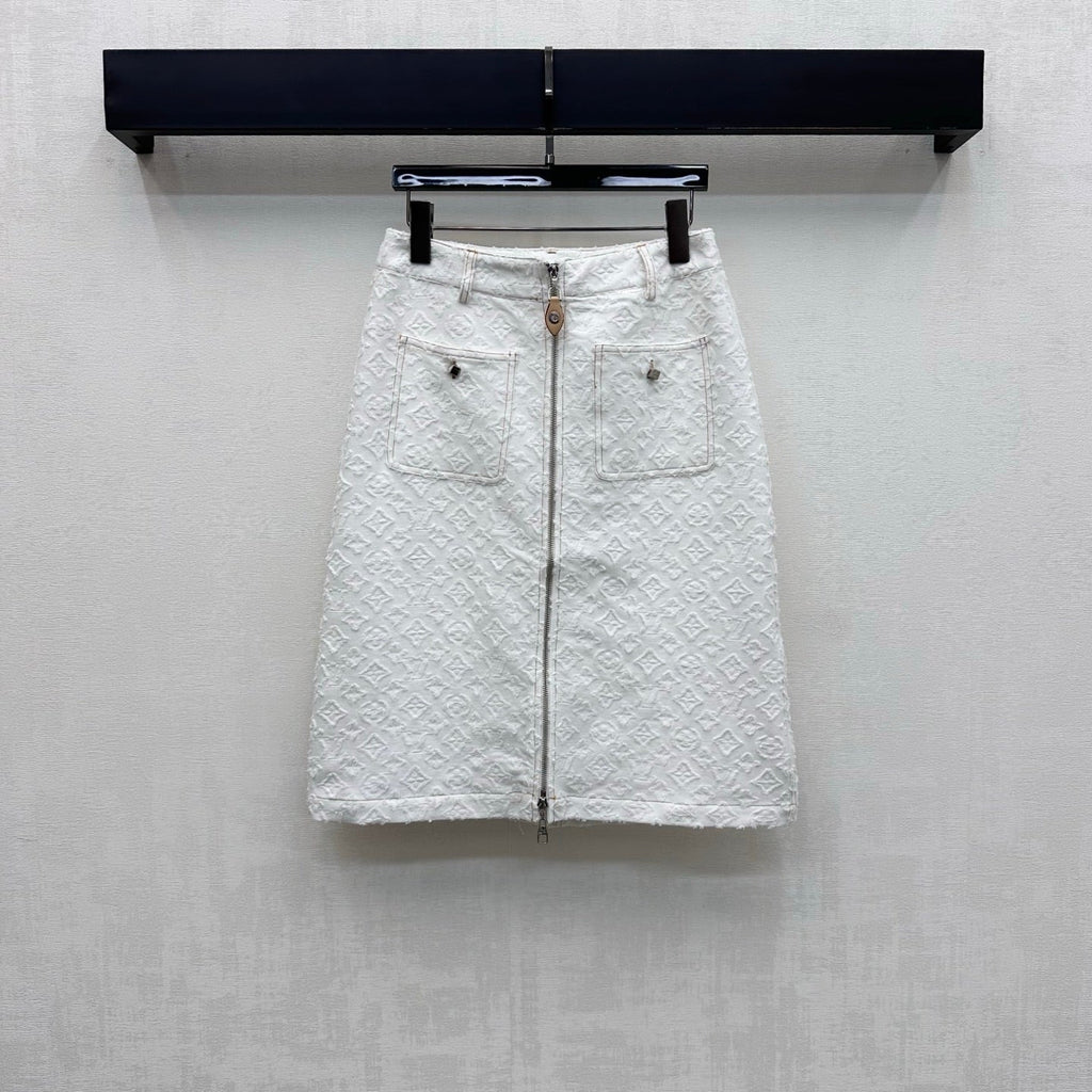 Louis Vuitton / 26 New Denim Skirt