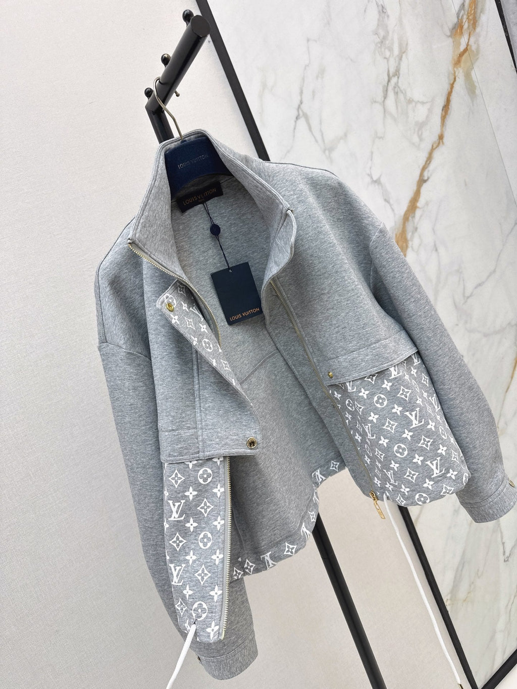 Louis Vuitton / 26 Early Autumn New Jacket
