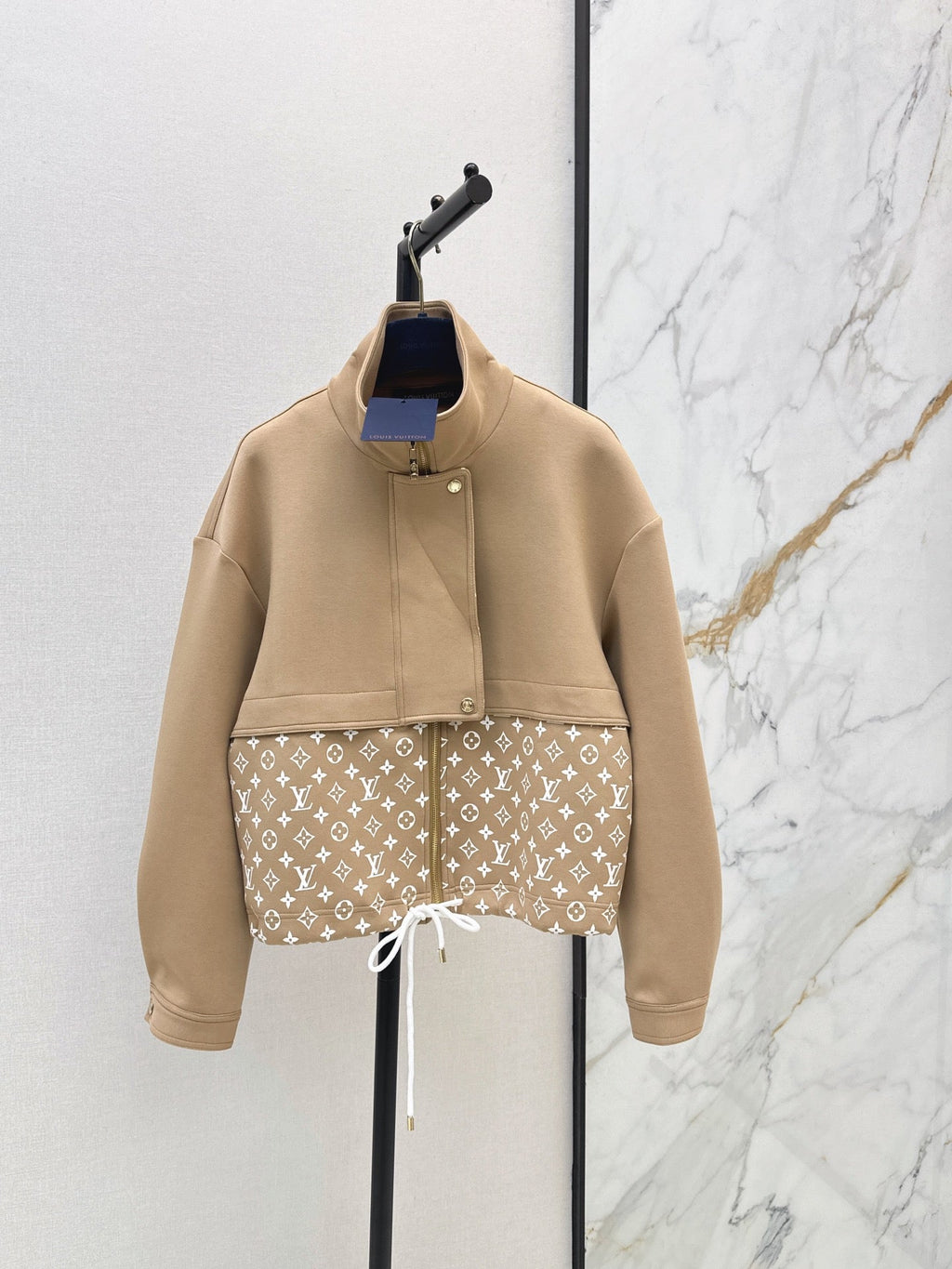 Louis Vuitton / 26 Early Autumn New Jacket