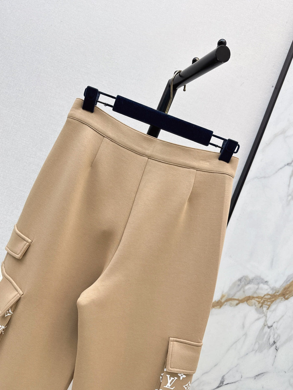 Louis Vuitton / 26 Early Autumn New Long Pants