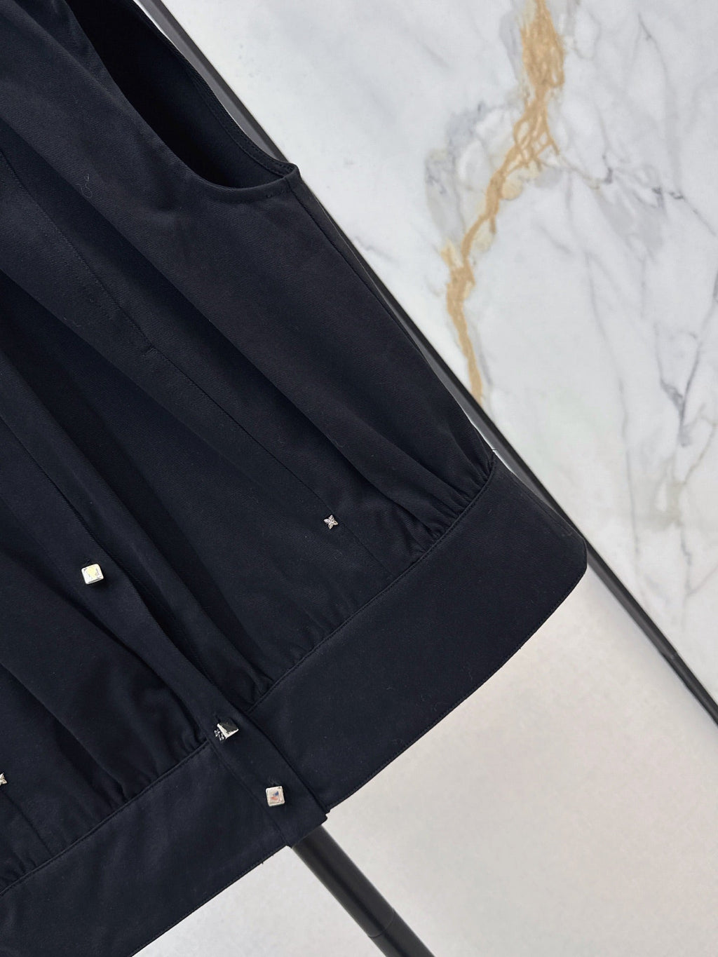 Louis Vuitton / 26 Early Autumn New Vest