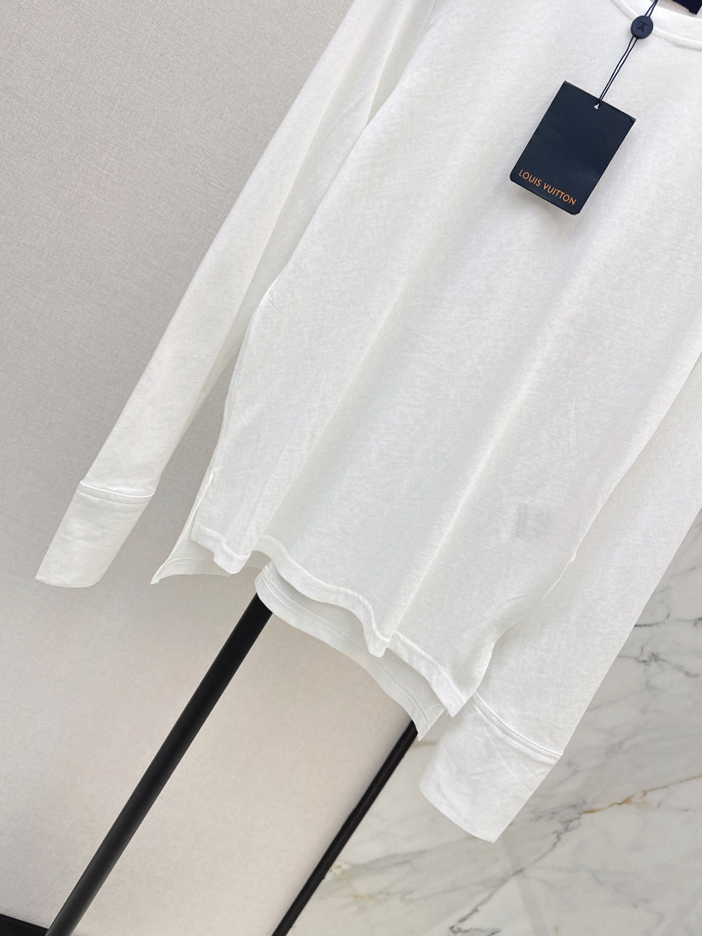 Louis Vuitton / 26 Early Autumn New Long Sleeve Top