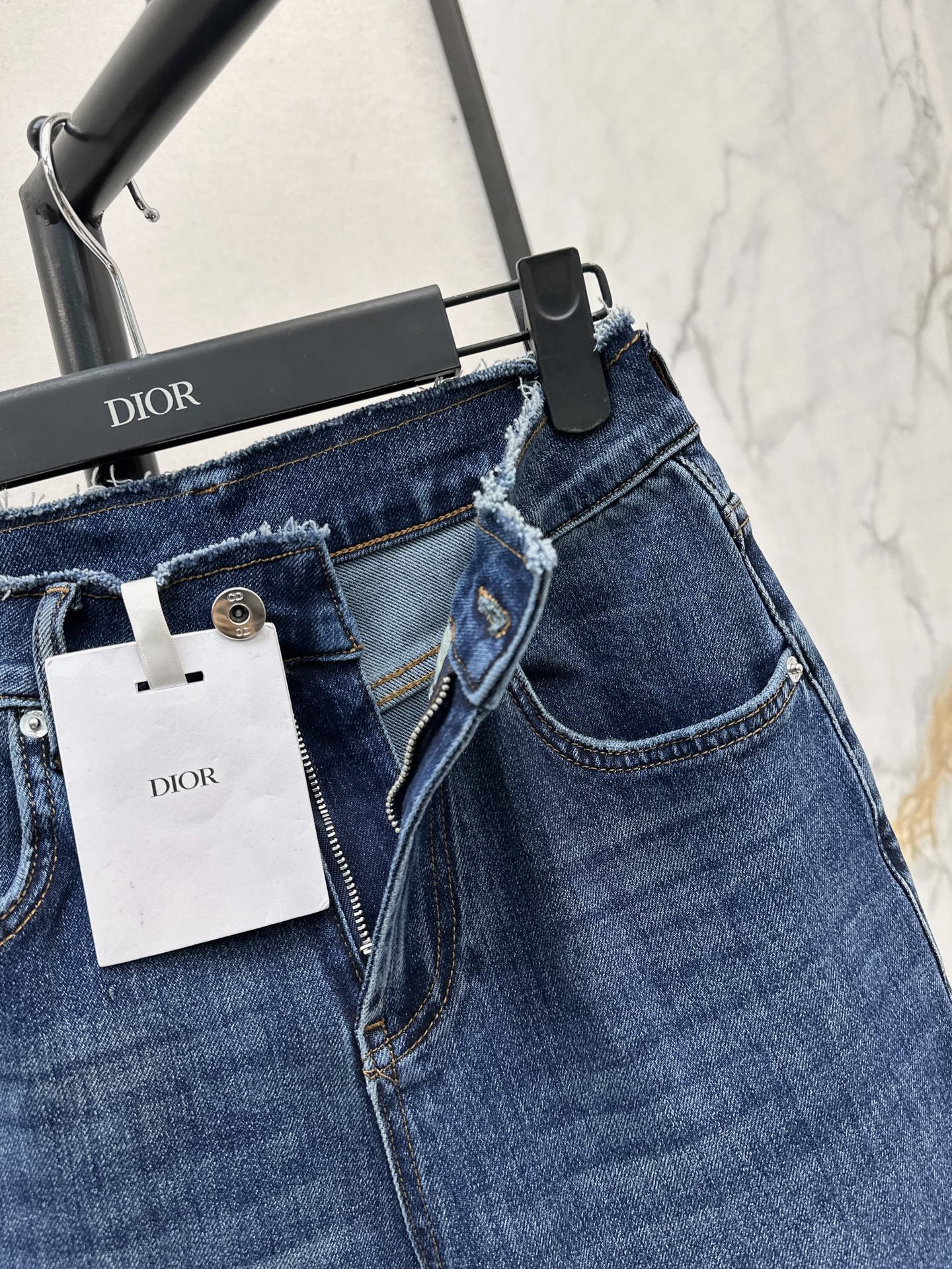 Dior/26 Latest Jeans
