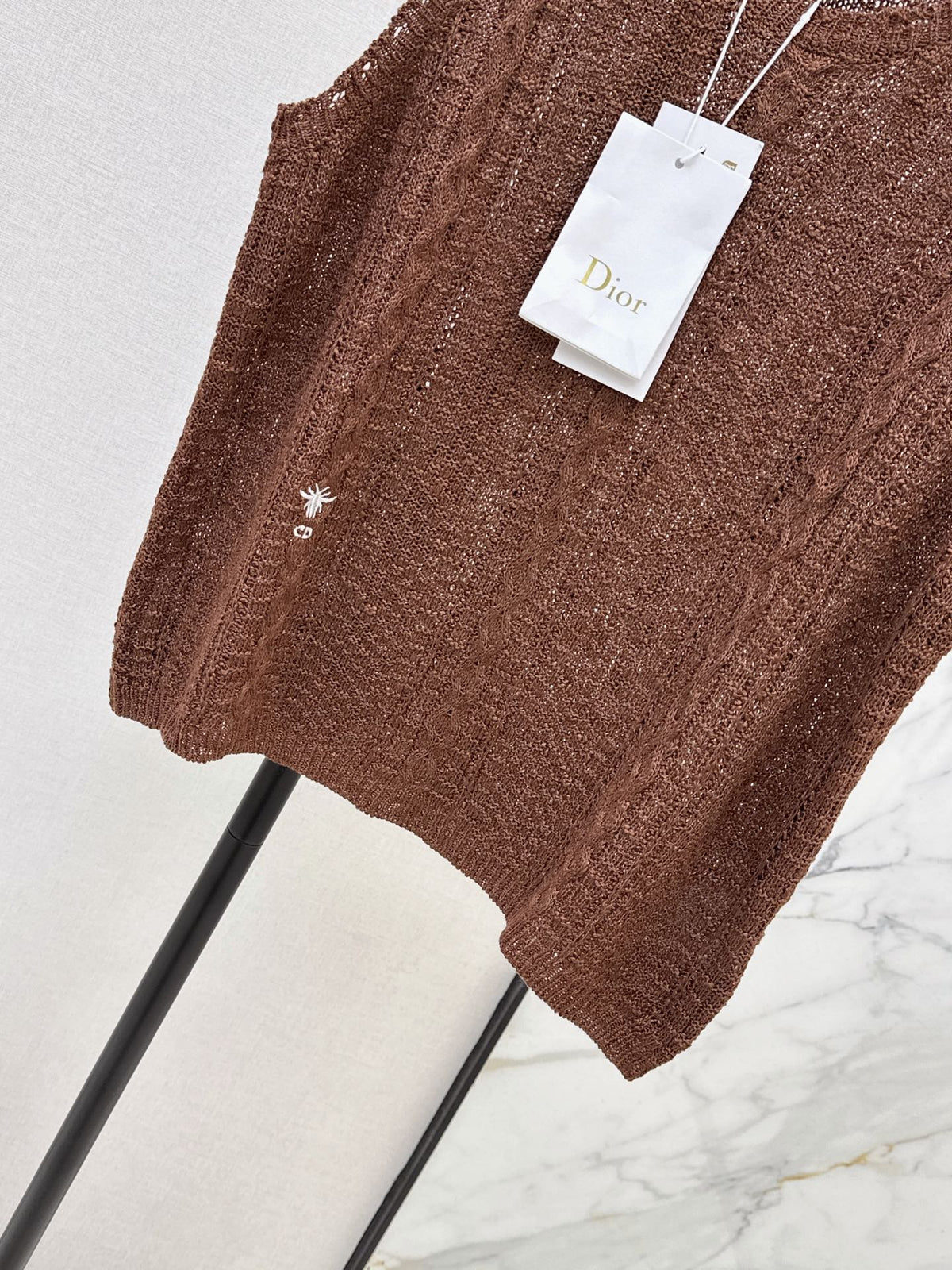 Sleeveless Crew-Neck Knit Top