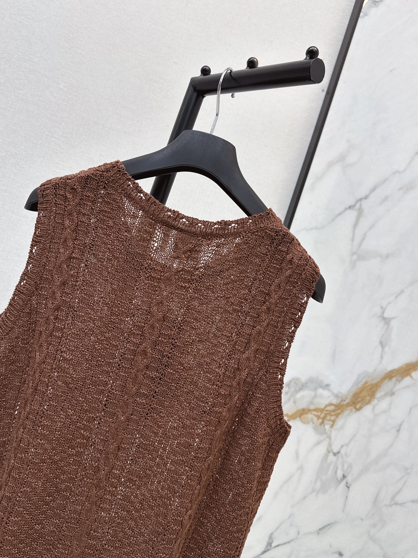 Sleeveless Crew-Neck Knit Top