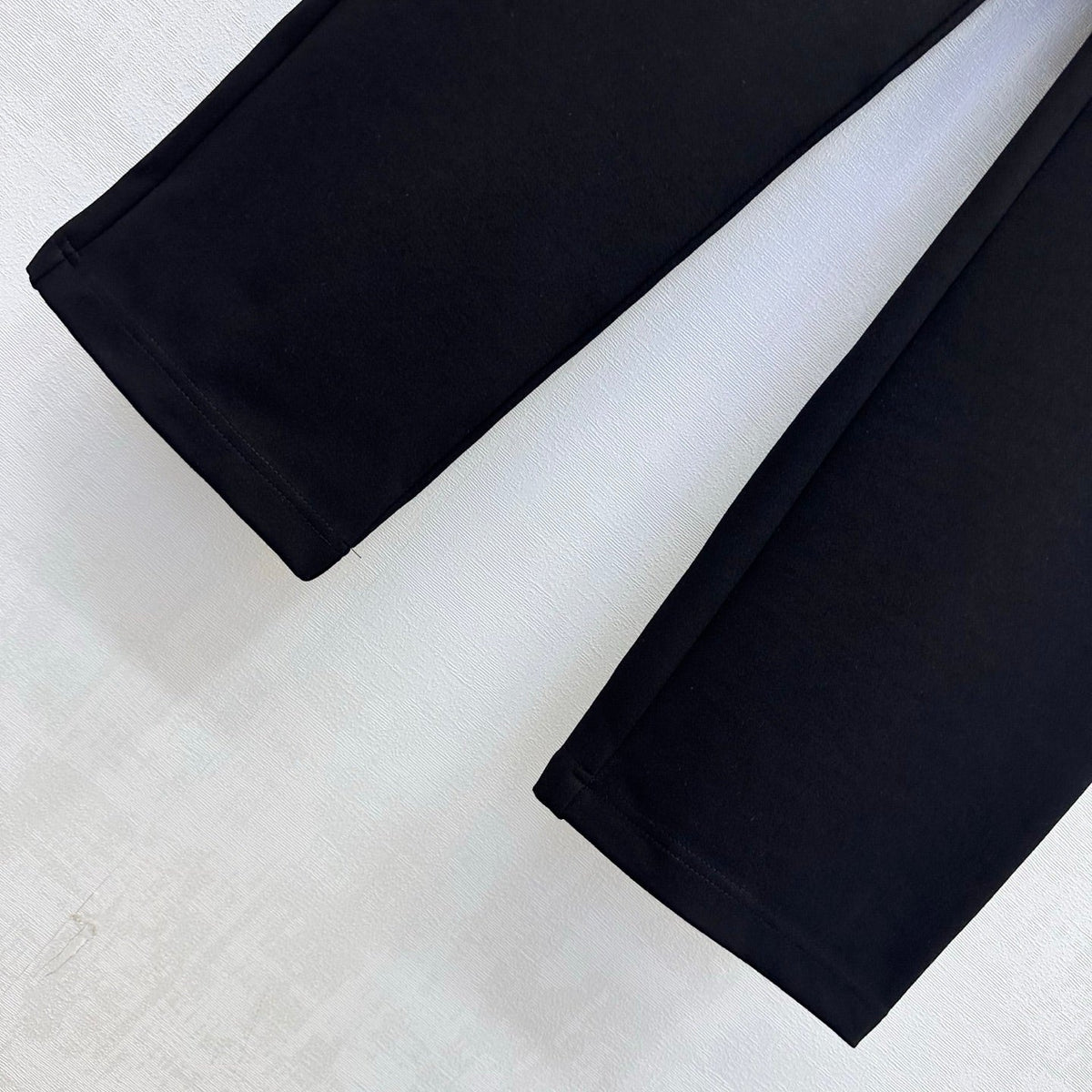 Louis Vuitton / 26 New Pants Arrivals