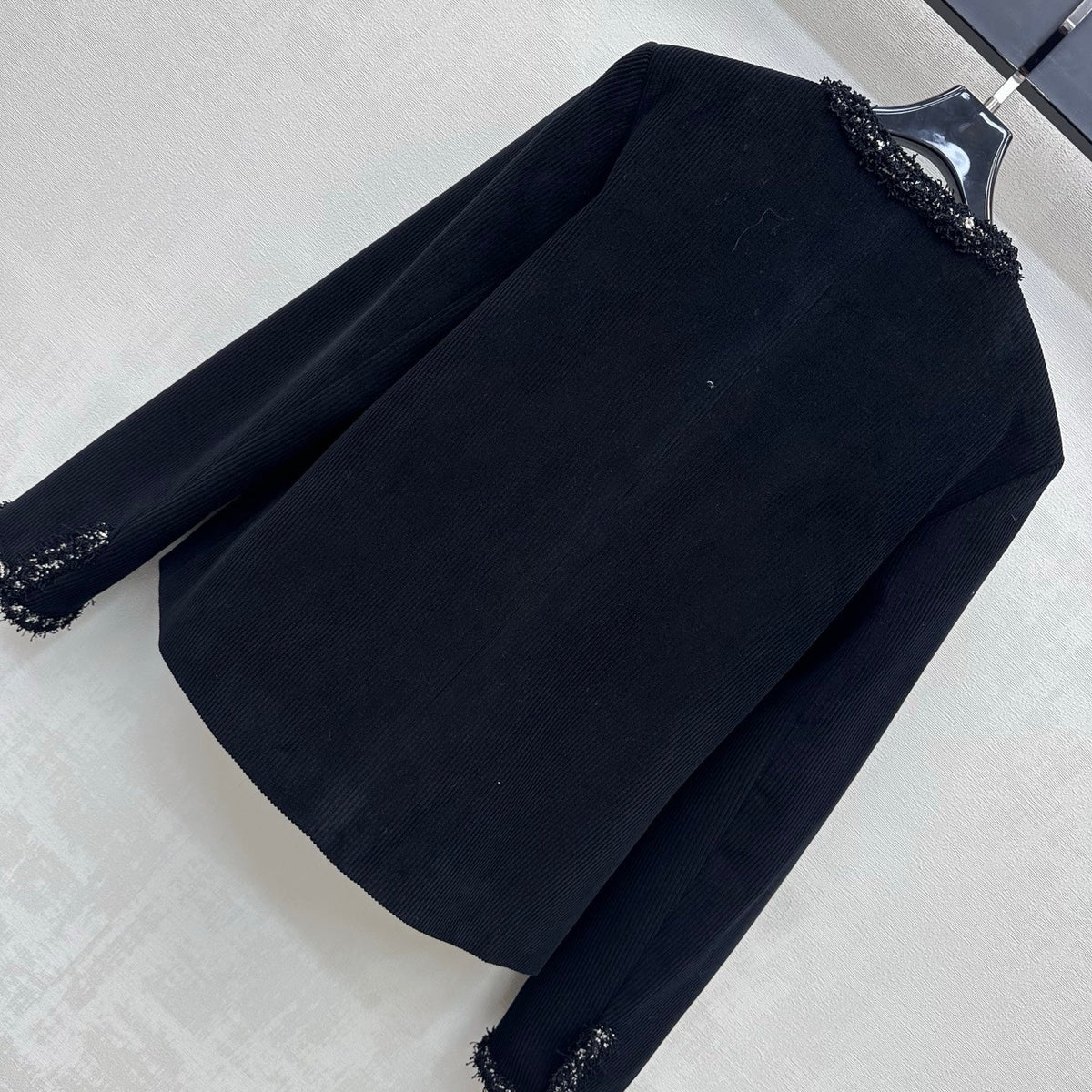 Raw-edge corduroy jacket