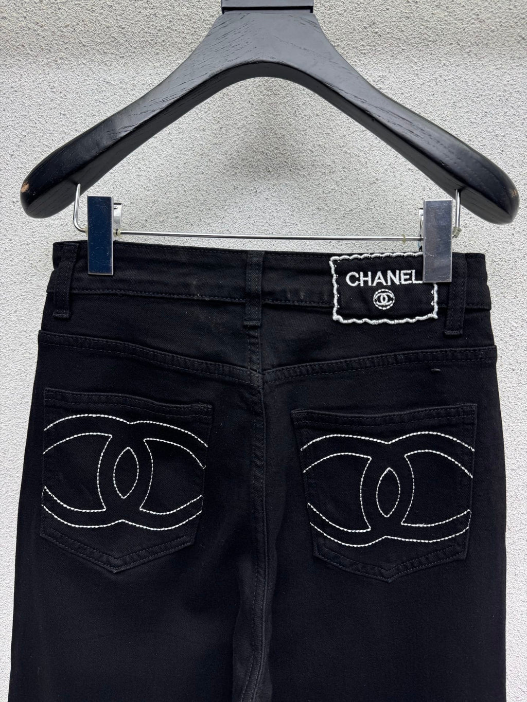 Straight-leg wide-fit jeans