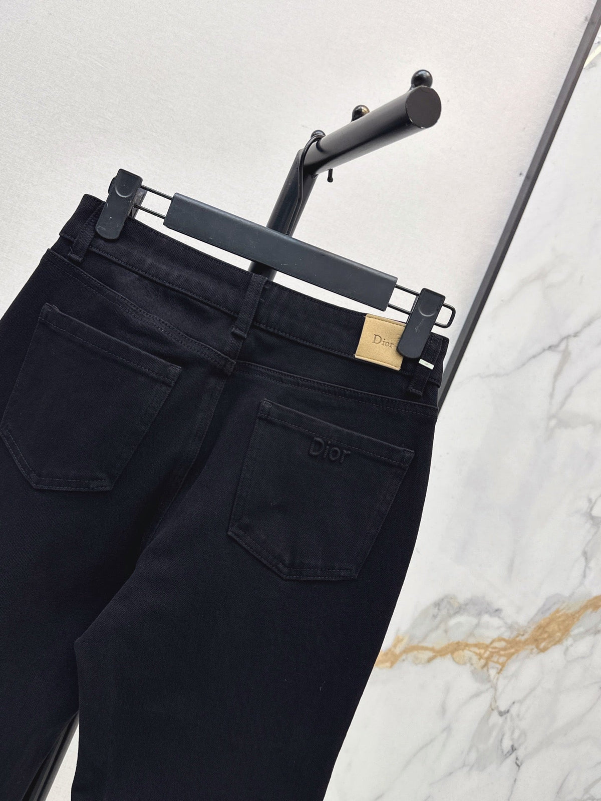 Figure-flattering stretch jeans