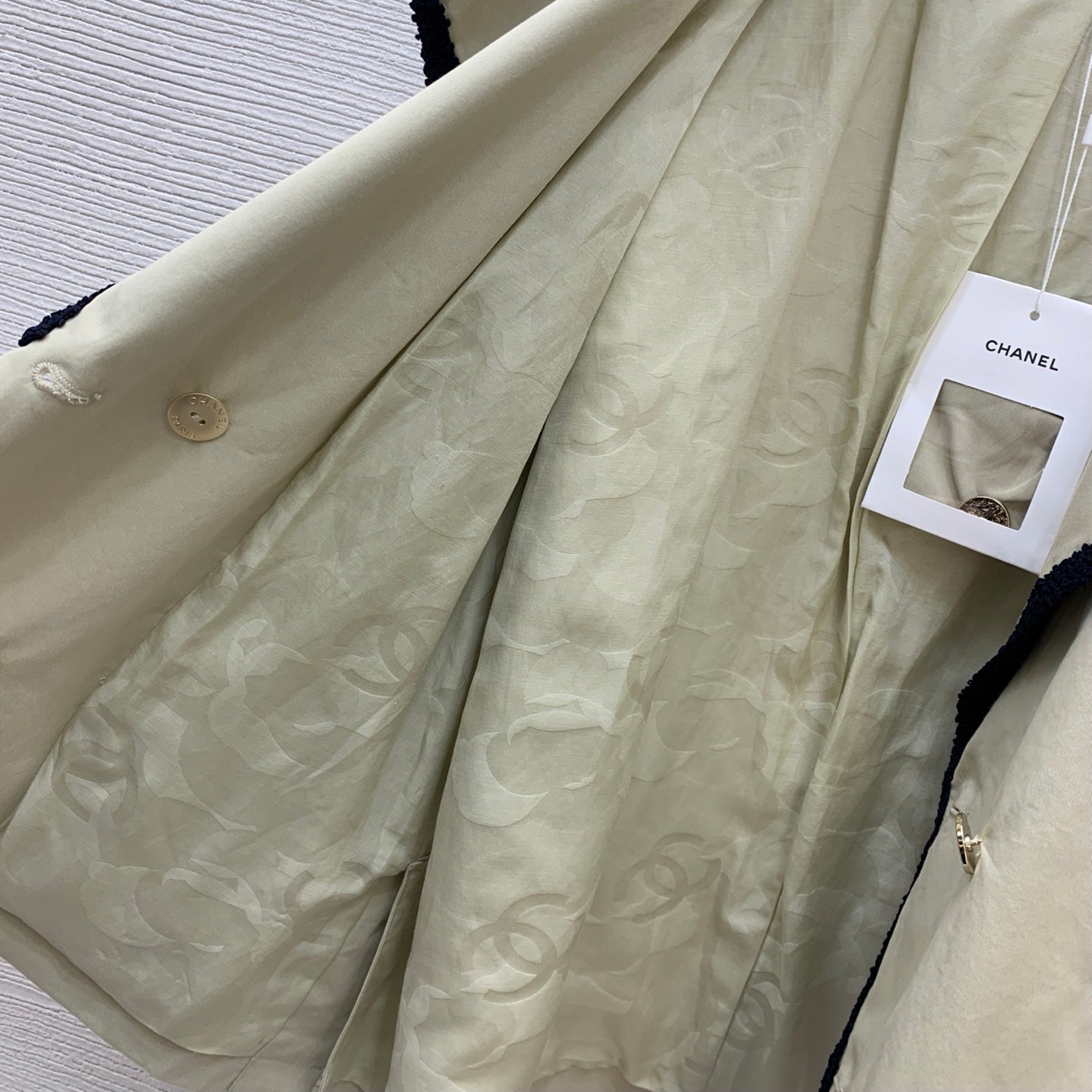 Chanel / 26 New Fashion Trench Coat