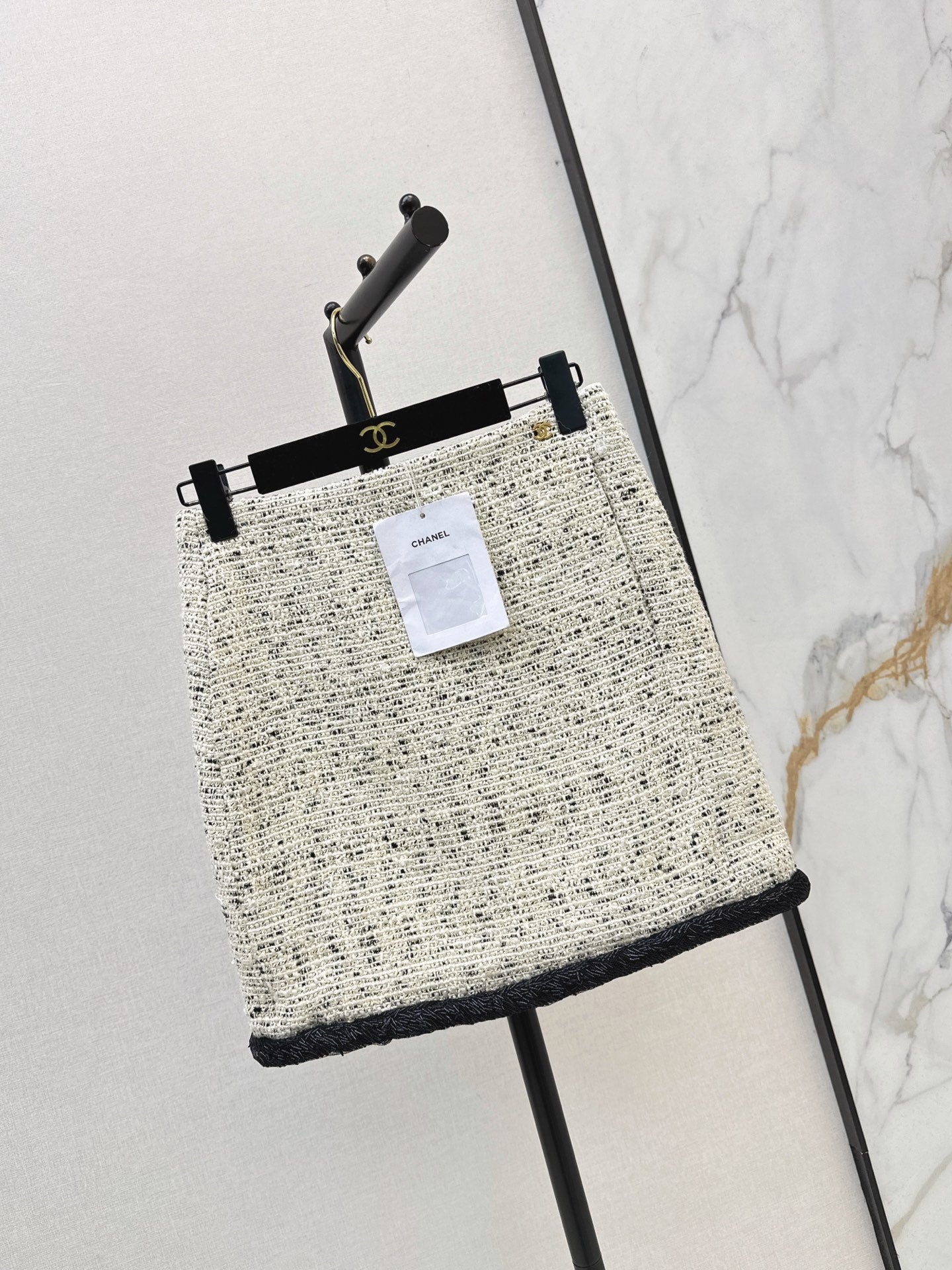 Chanel / 26 Fall/Winter Latest Stunning Woven Fabric Set