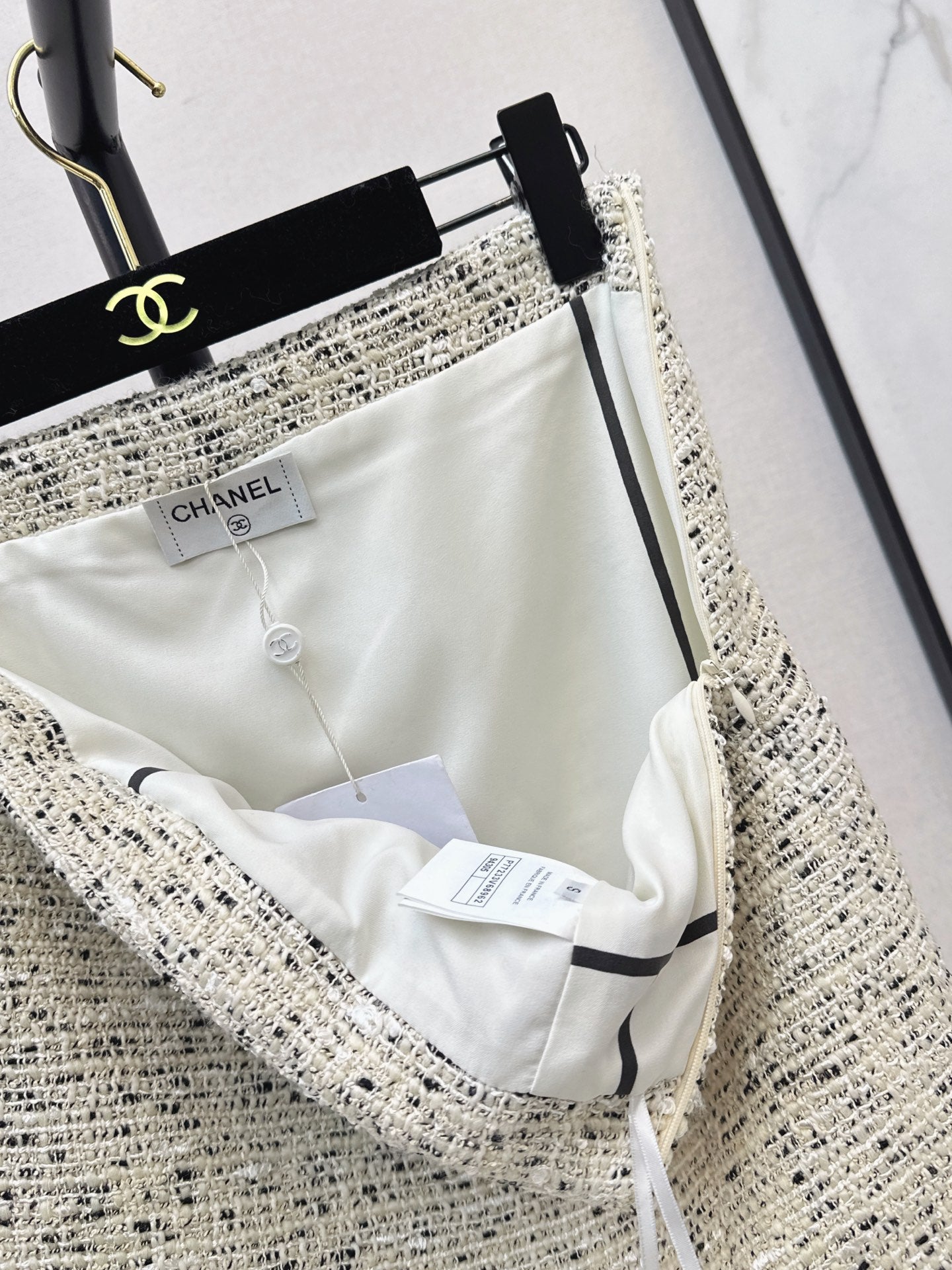 Chanel / 26 Fall/Winter Latest Stunning Woven Fabric Set