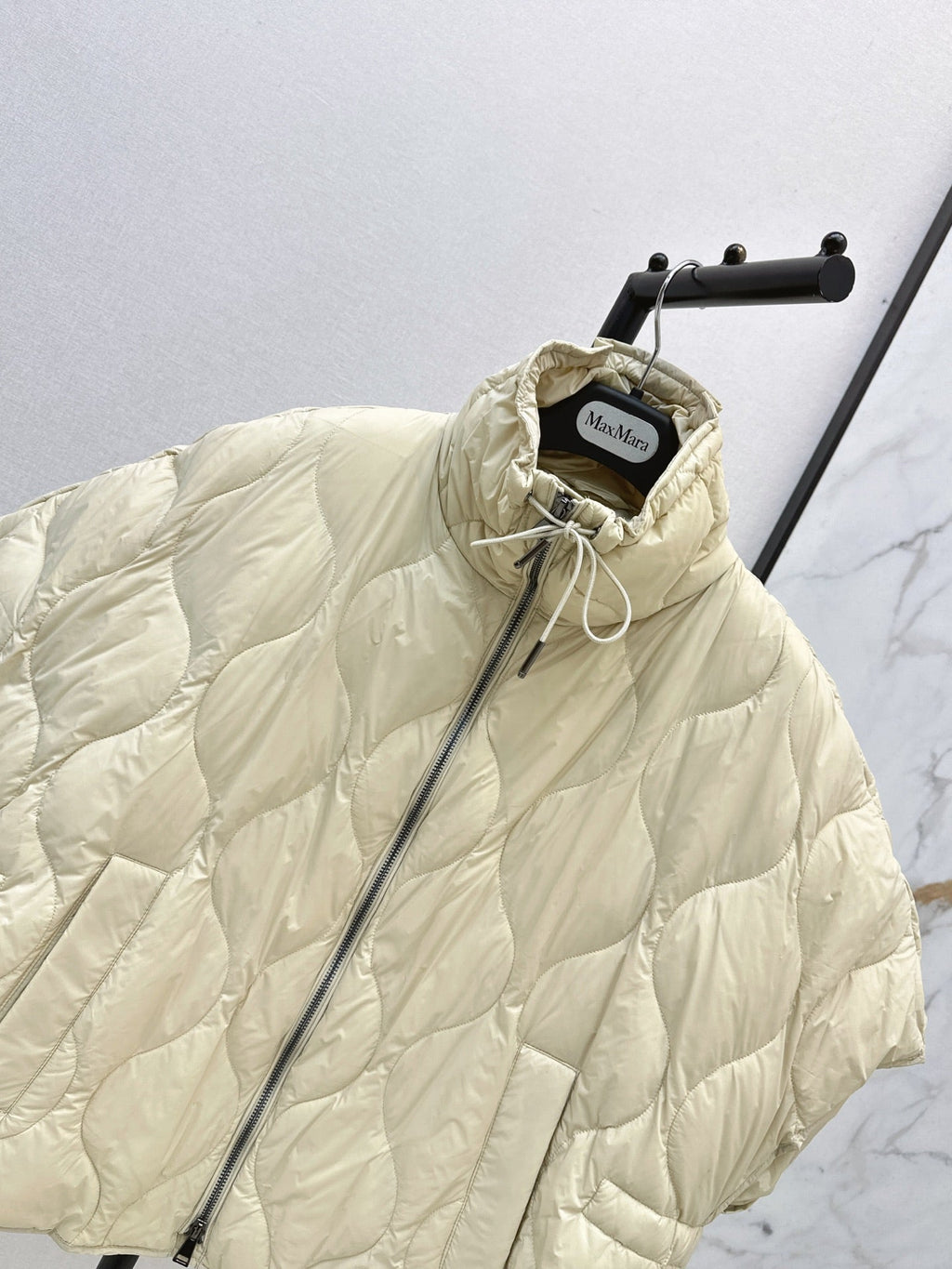 Max Mara/26 Fall and Winter Latest Cape-Style Stand Collar Down Jacket