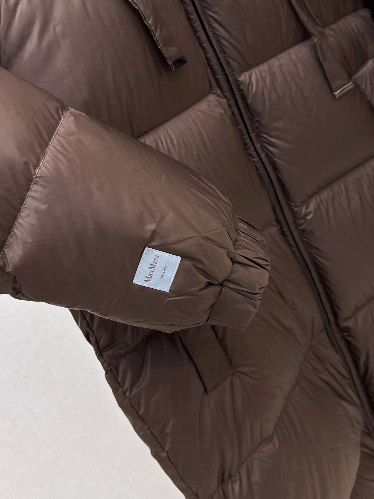 Max Mara/26 Autumn and Winter Latest Hooded Down Jacket