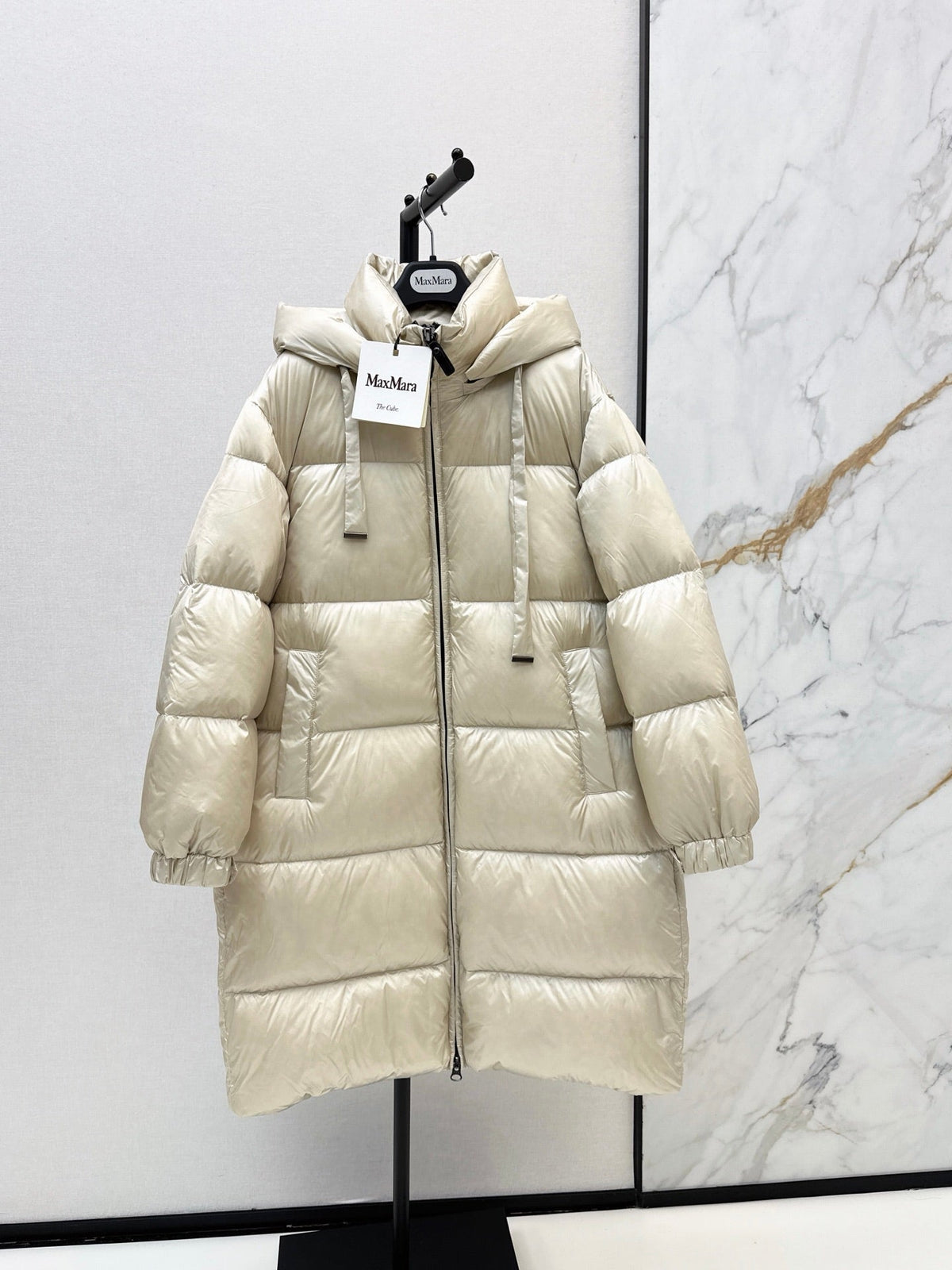Max Mara/26 Autumn and Winter Latest Hooded Down Jacket
