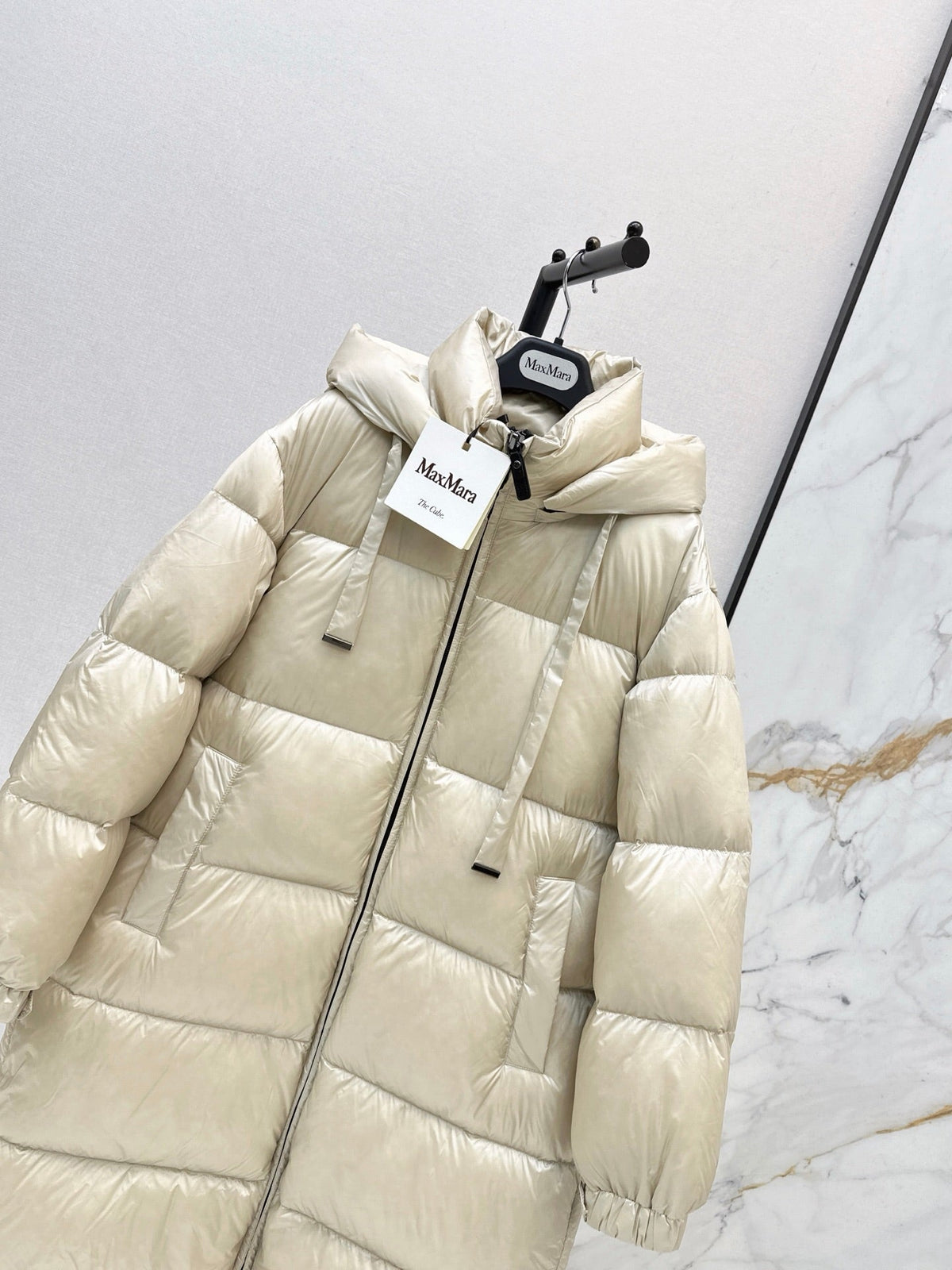 Max Mara/26 Autumn and Winter Latest Hooded Down Jacket