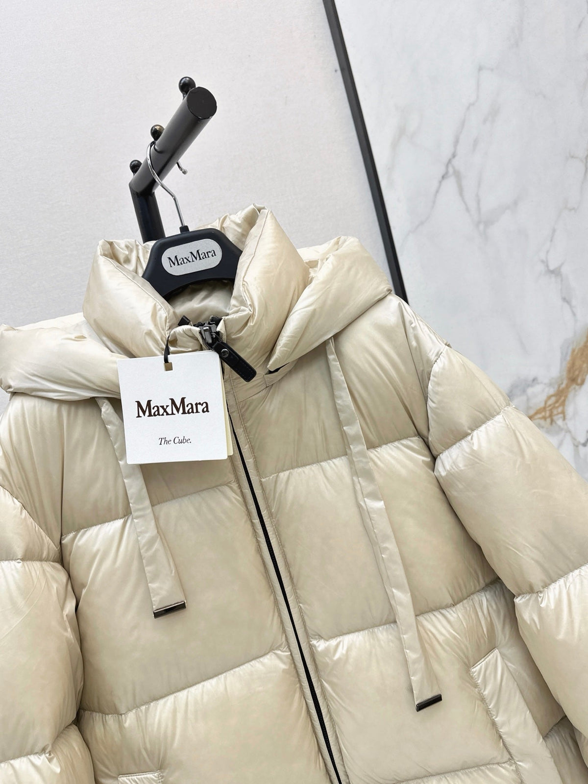 Max Mara/26 Autumn and Winter Latest Hooded Down Jacket