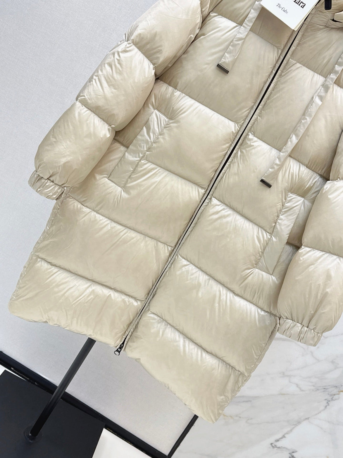 Max Mara/26 Autumn and Winter Latest Hooded Down Jacket