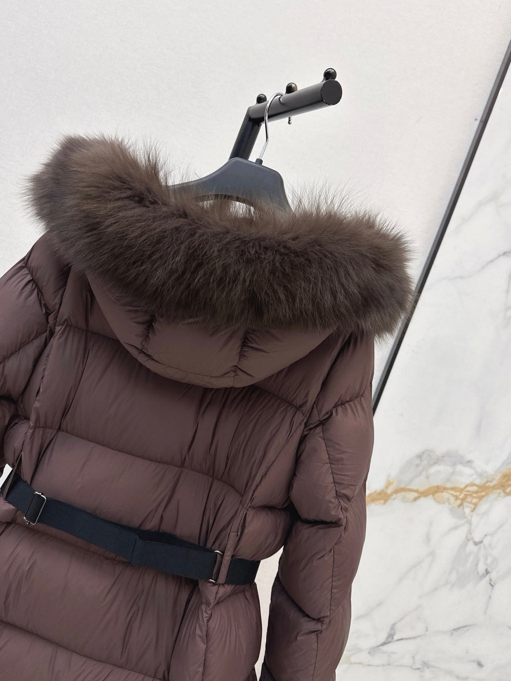 Max Mara/26 Fall/Winter Latest Large Fur Collar Hooded Down Jacket