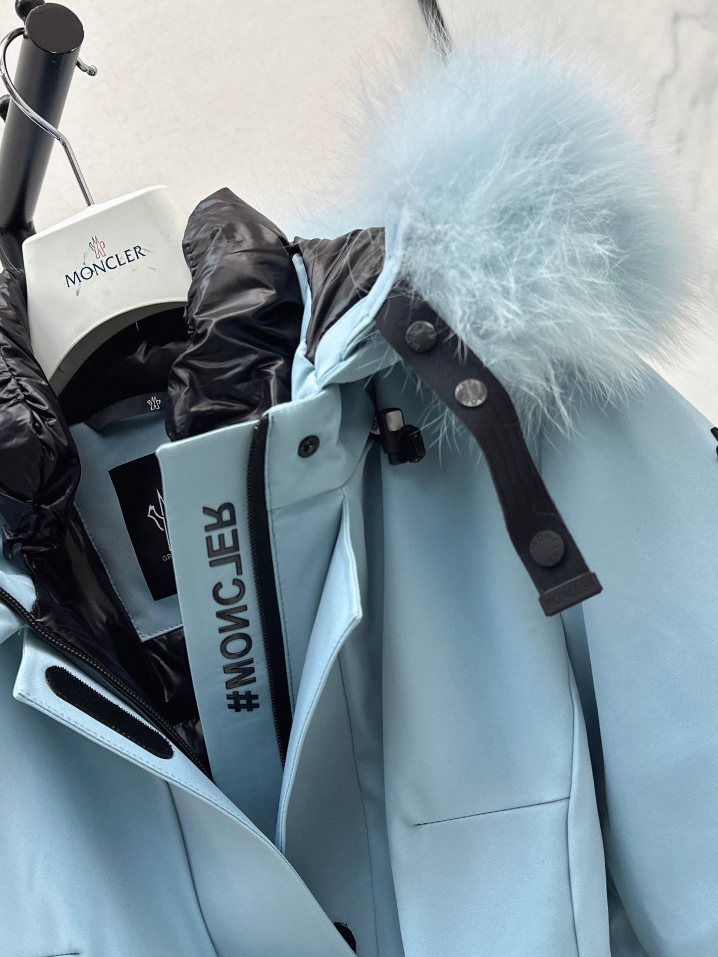 Moncler/26 Fall/Winter Latest Short Waist-Style Down Jacket