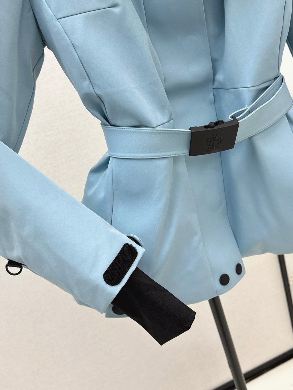 Moncler/26 Fall/Winter Latest Short Waist-Style Down Jacket