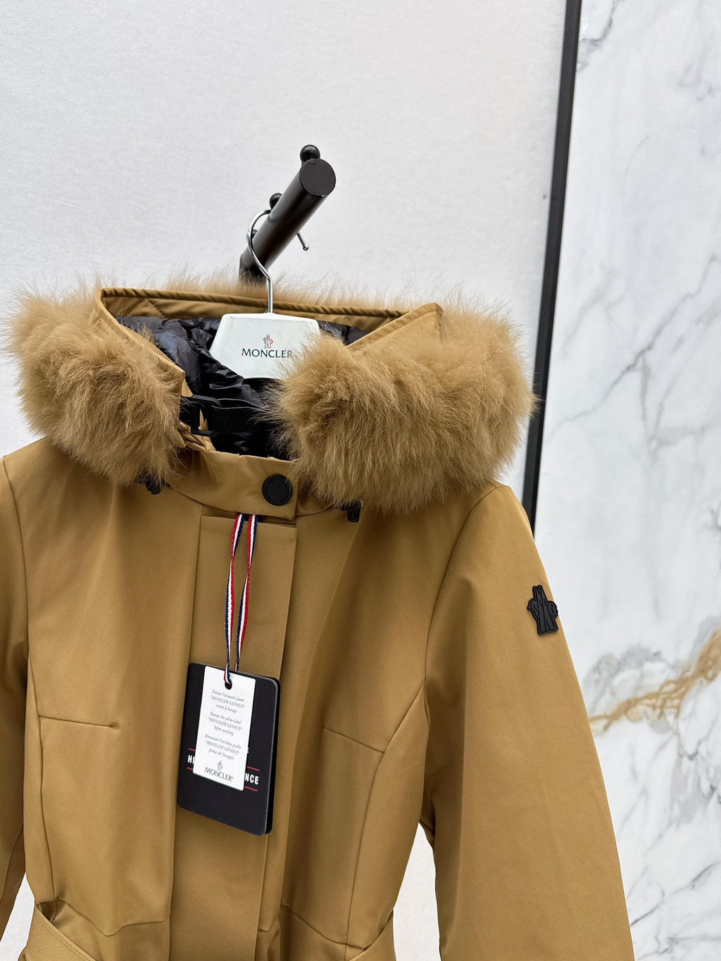Moncler/26 Fall/Winter Latest Short Waist-Style Down Jacket