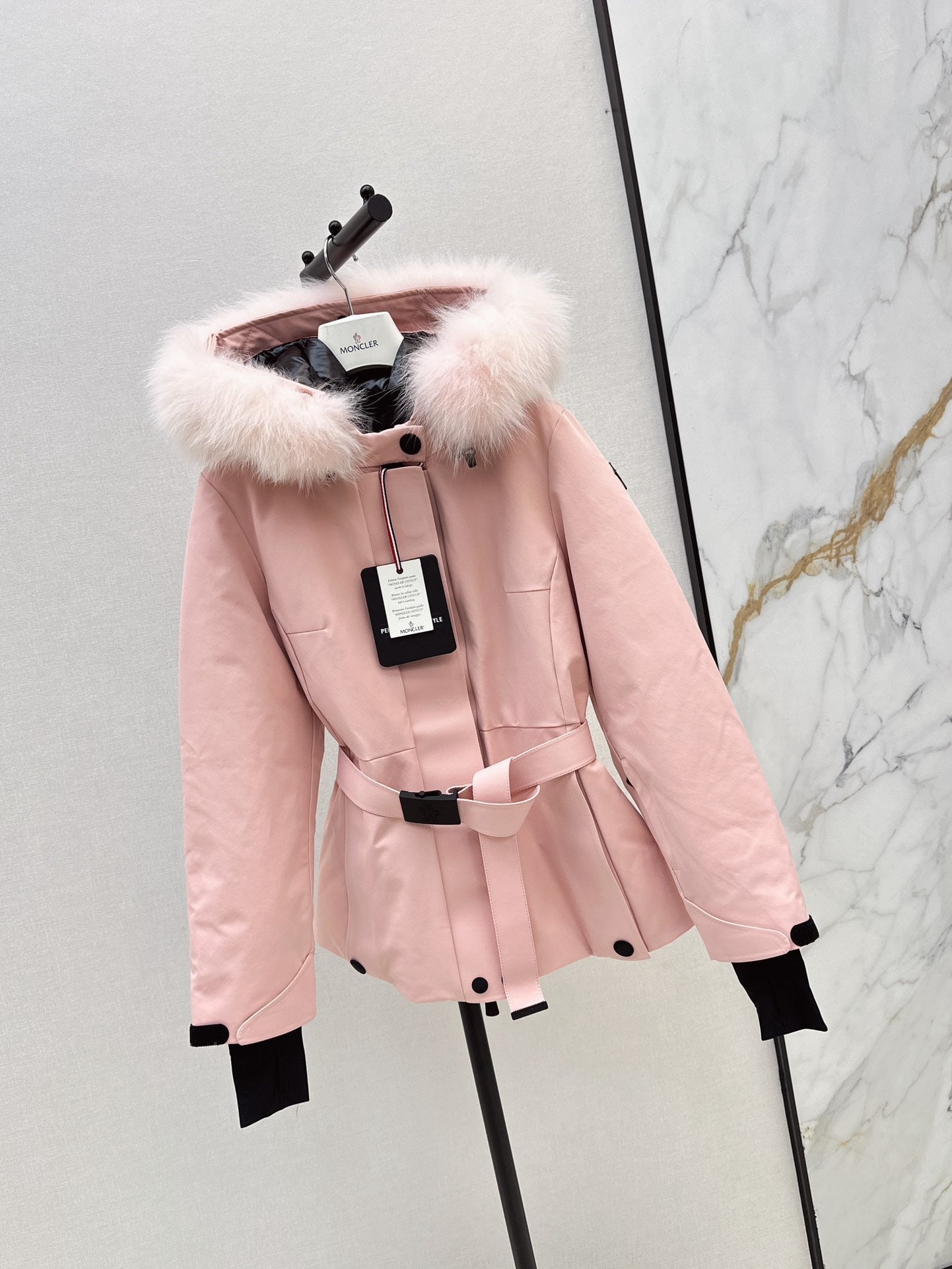 Moncler/26 Fall/Winter Latest Short Waist-Style Down Jacket