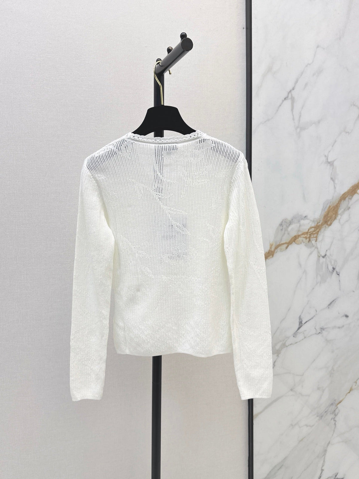 Chanel / 26 Early Autumn Latest Floral Hollow Jacquard V-Neck Knit Top