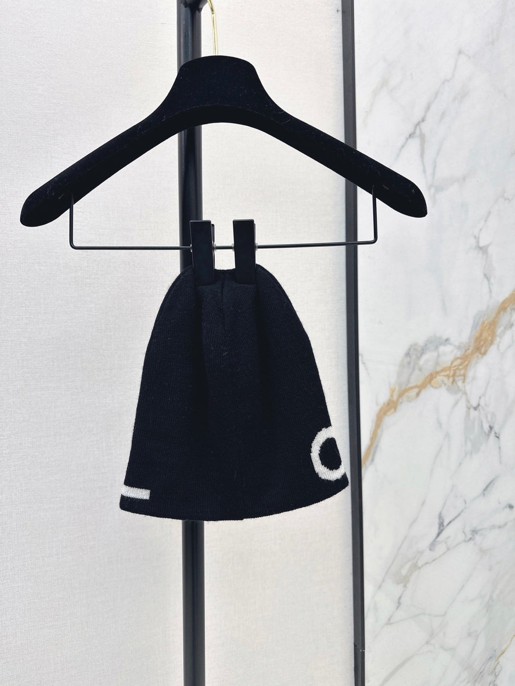Chanel / 26 Early Autumn Latest Knit Hat